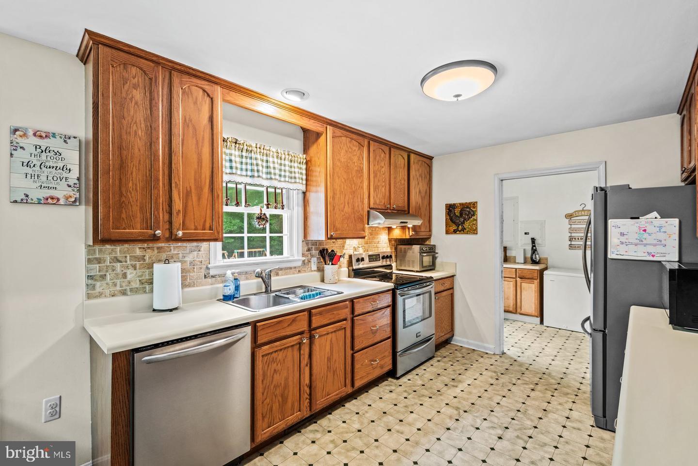 5394 GATEWOOD RD, WOODFORD, Virginia 22580, 5 Bedrooms Bedrooms, ,3 BathroomsBathrooms,Residential,For sale,5394 GATEWOOD RD,VACV2008176 MLS # VACV2008176