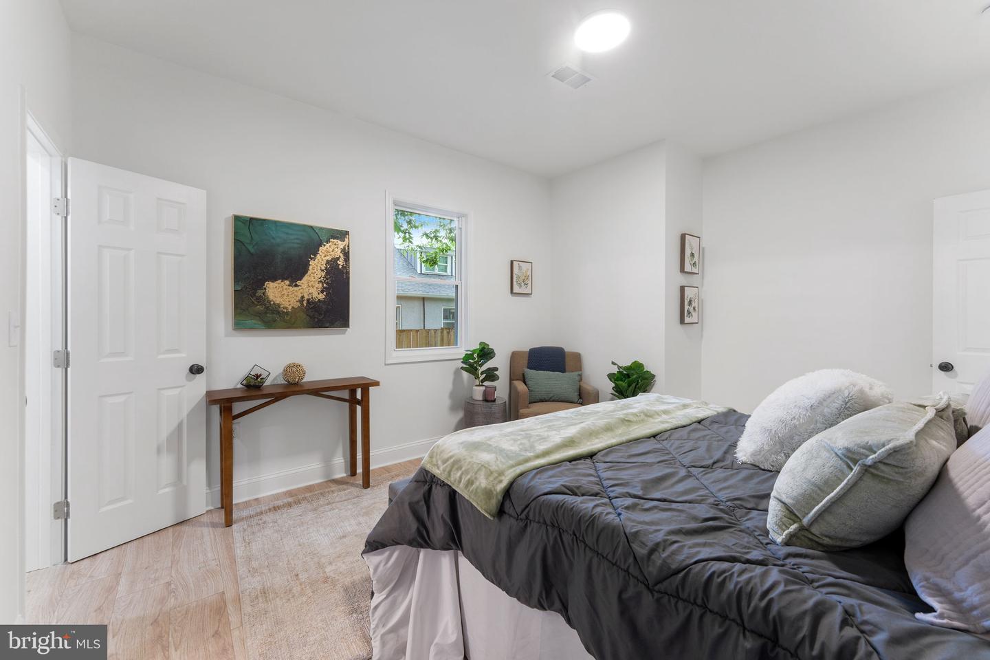 23 WILSON AVE NW, LEESBURG, Virginia 20176, 5 Bedrooms Bedrooms, ,2 BathroomsBathrooms,Residential,For sale,23 WILSON AVE NW,VALO2097354 MLS # VALO2097354