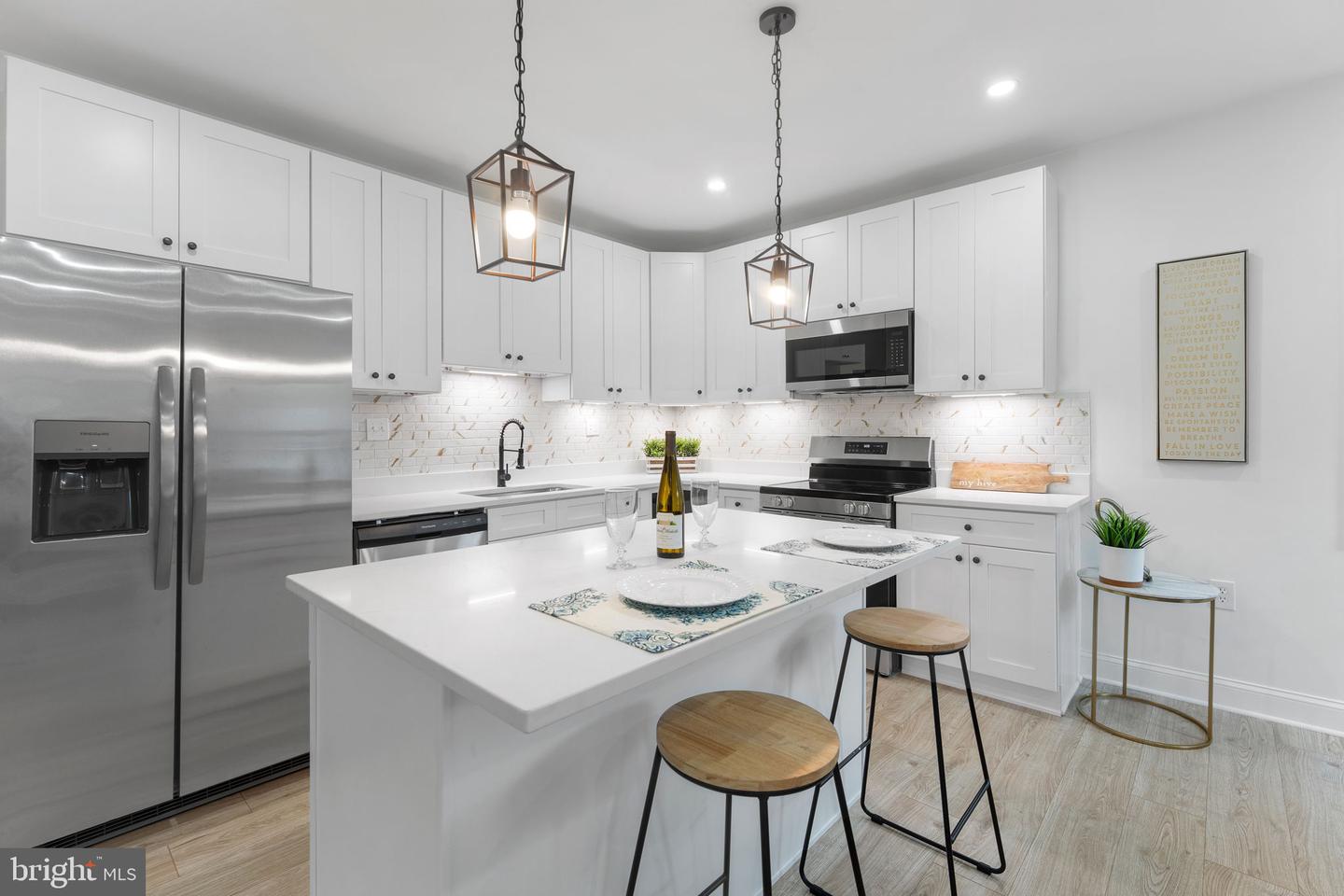 23 WILSON AVE NW, LEESBURG, Virginia 20176, 5 Bedrooms Bedrooms, ,2 BathroomsBathrooms,Residential,For sale,23 WILSON AVE NW,VALO2097354 MLS # VALO2097354