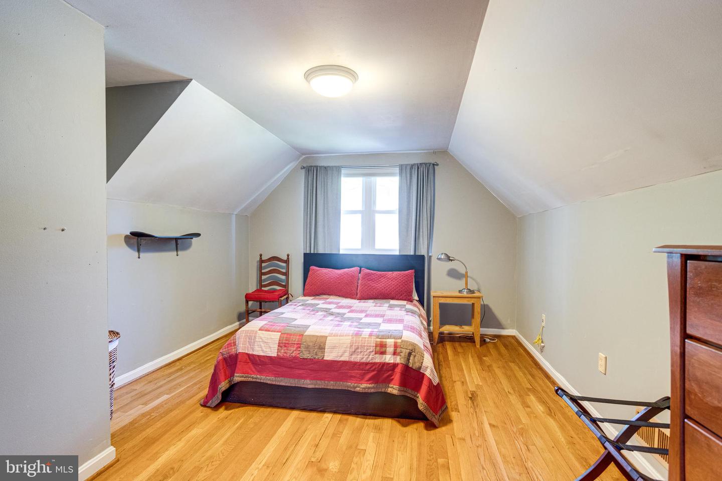 5518 KEMPTON DR, SPRINGFIELD, Virginia 22151, 5 Bedrooms Bedrooms, ,3 BathroomsBathrooms,Residential,For sale,5518 KEMPTON DR,VAFX2242442 MLS # VAFX2242442