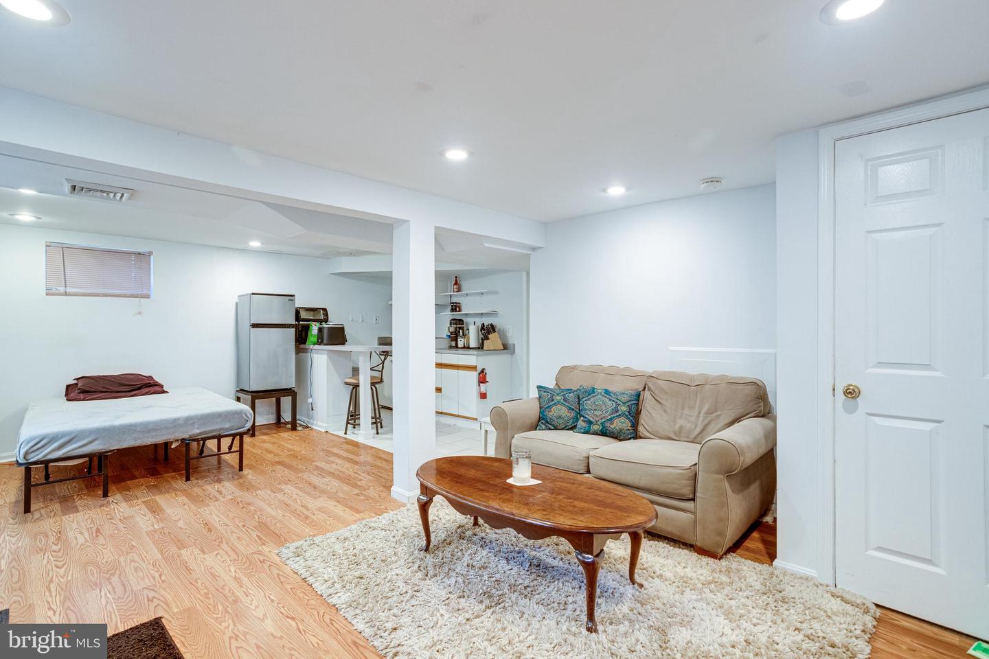 5518 KEMPTON DR, SPRINGFIELD, Virginia 22151, 5 Bedrooms Bedrooms, ,3 BathroomsBathrooms,Residential,For sale,5518 KEMPTON DR,VAFX2242442 MLS # VAFX2242442