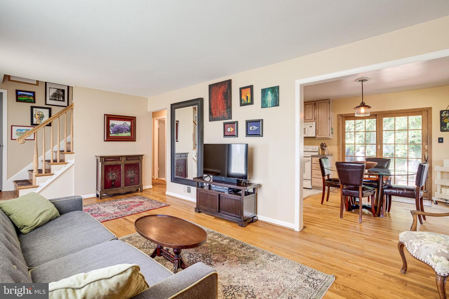 5518 KEMPTON DR, SPRINGFIELD, Virginia 22151, 5 Bedrooms Bedrooms, ,3 BathroomsBathrooms,Residential,For sale,5518 KEMPTON DR,VAFX2242442 MLS # VAFX2242442