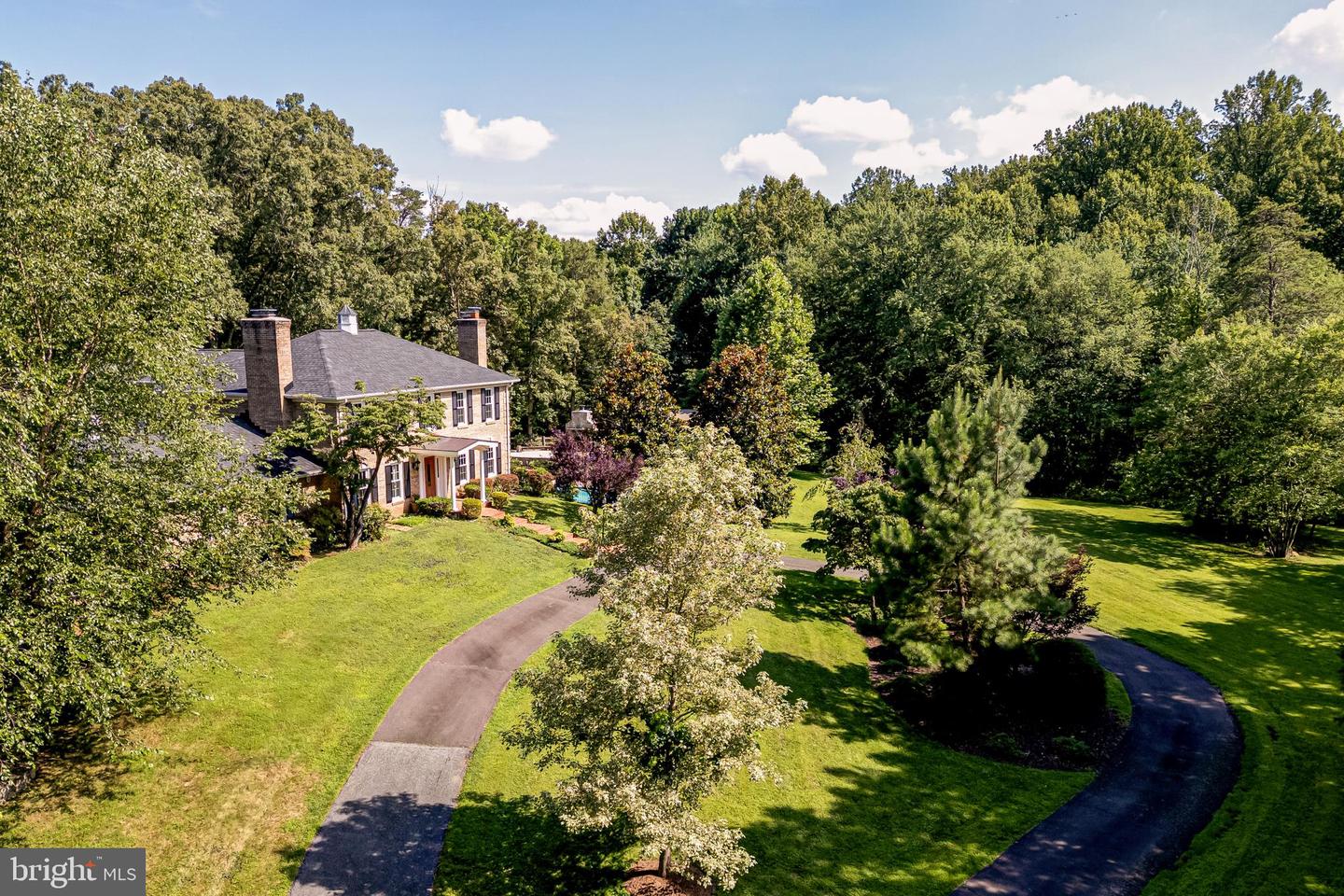 1201 CRAYTON RD, HERNDON, Virginia 20170, 4 Bedrooms Bedrooms, ,3 BathroomsBathrooms,Residential,For sale,1201 CRAYTON RD,VAFX2243874 MLS # VAFX2243874