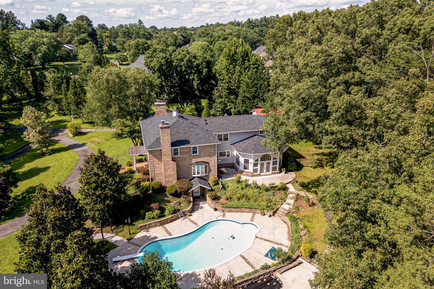 1201 CRAYTON RD, HERNDON, Virginia 20170, 4 Bedrooms Bedrooms, ,3 BathroomsBathrooms,Residential,For sale,1201 CRAYTON RD,VAFX2243874 MLS # VAFX2243874