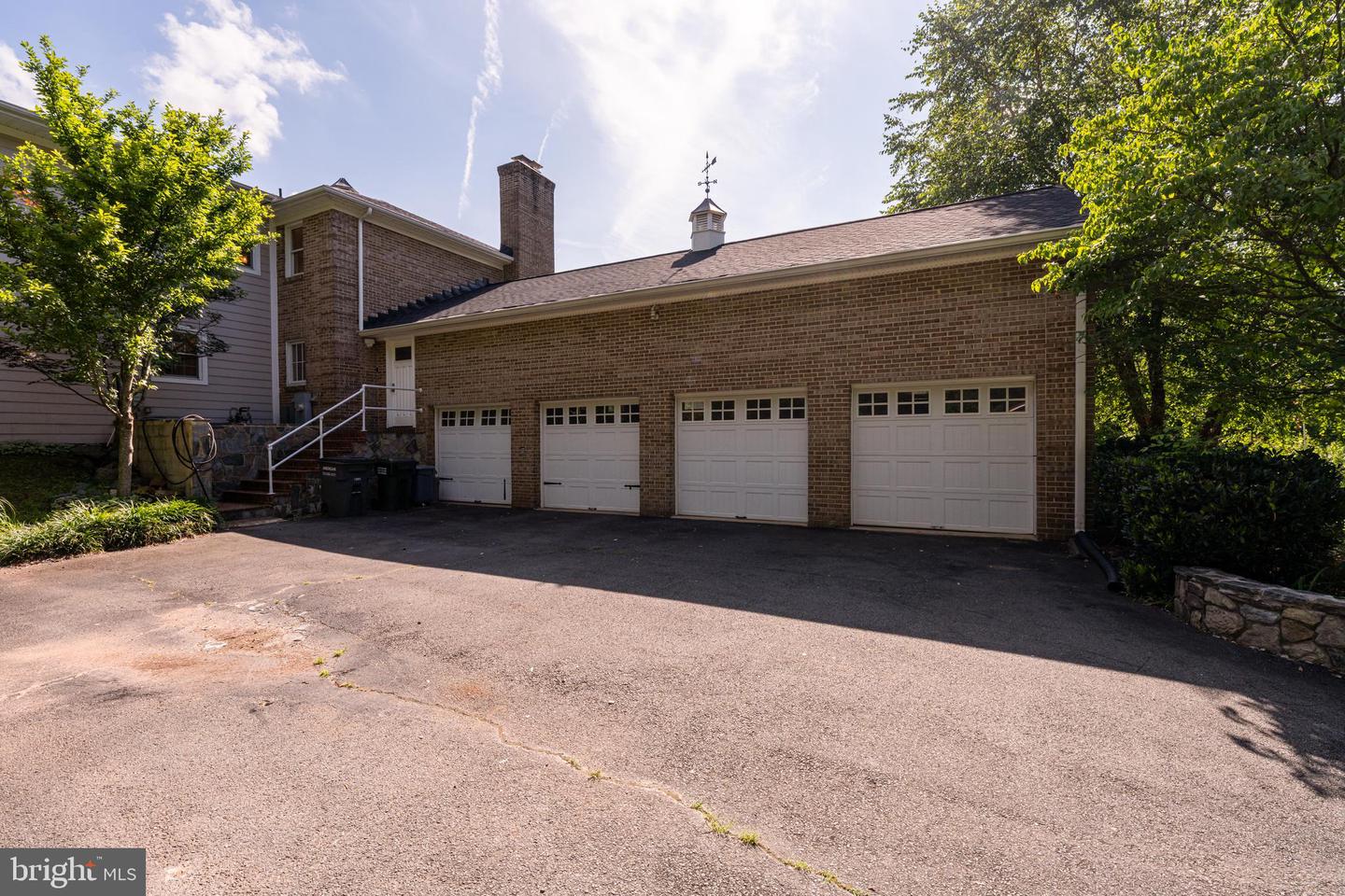 1201 CRAYTON RD, HERNDON, Virginia 20170, 4 Bedrooms Bedrooms, ,3 BathroomsBathrooms,Residential,For sale,1201 CRAYTON RD,VAFX2243874 MLS # VAFX2243874