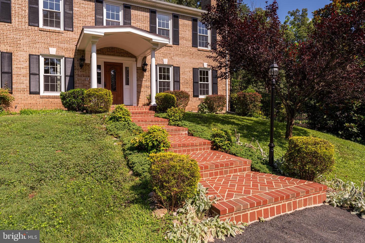 1201 CRAYTON RD, HERNDON, Virginia 20170, 4 Bedrooms Bedrooms, ,3 BathroomsBathrooms,Residential,For sale,1201 CRAYTON RD,VAFX2243874 MLS # VAFX2243874
