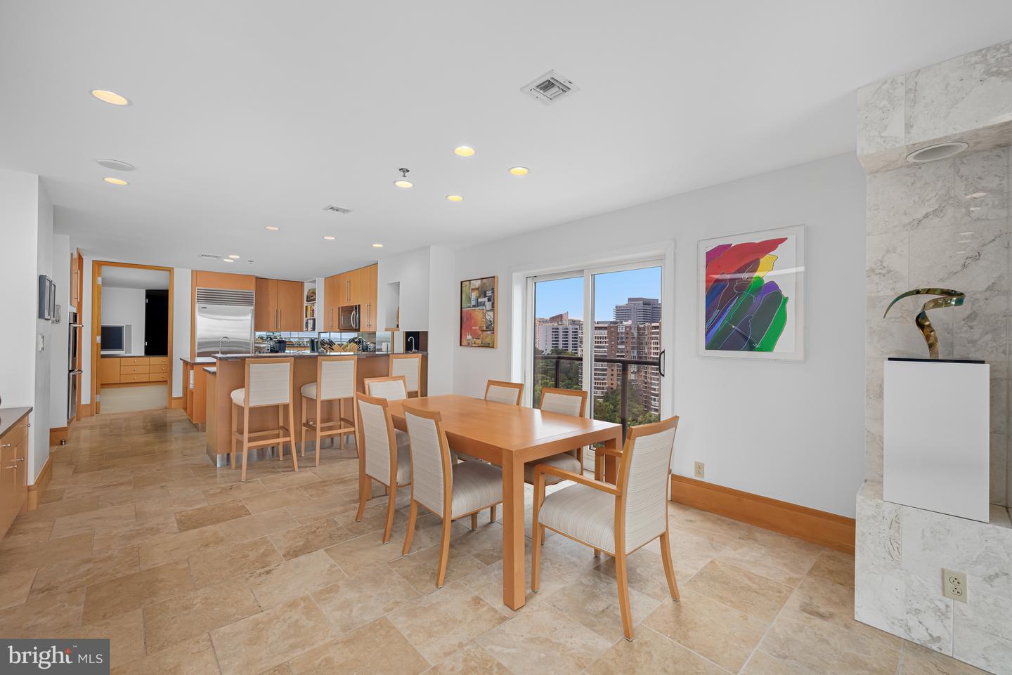 1401 N OAK ST N #912, ARLINGTON, Virginia 22209, 3 Bedrooms Bedrooms, ,3 BathroomsBathrooms,Residential,For sale,1401 N OAK ST N #912,VAAR2058364 MLS # VAAR2058364
