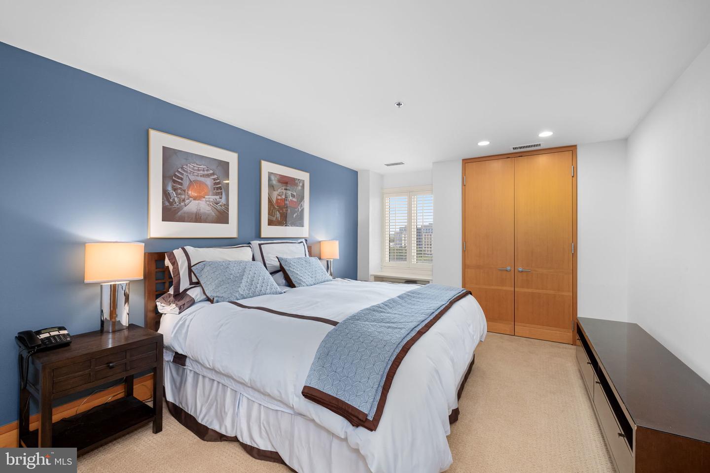 1401 N OAK ST N #912, ARLINGTON, Virginia 22209, 3 Bedrooms Bedrooms, ,3 BathroomsBathrooms,Residential,For sale,1401 N OAK ST N #912,VAAR2058364 MLS # VAAR2058364