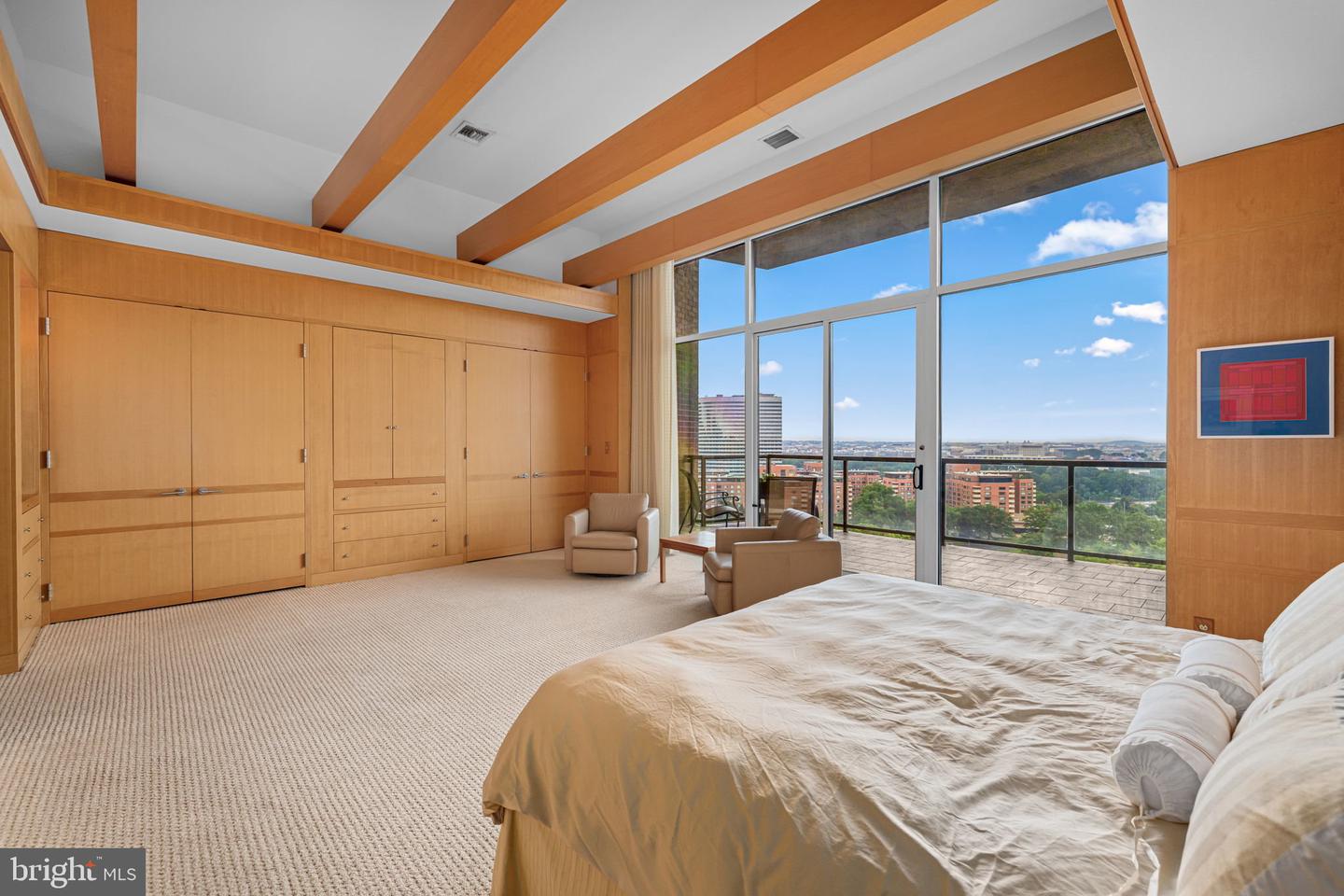 1401 N OAK ST N #912, ARLINGTON, Virginia 22209, 3 Bedrooms Bedrooms, ,3 BathroomsBathrooms,Residential,For sale,1401 N OAK ST N #912,VAAR2058364 MLS # VAAR2058364