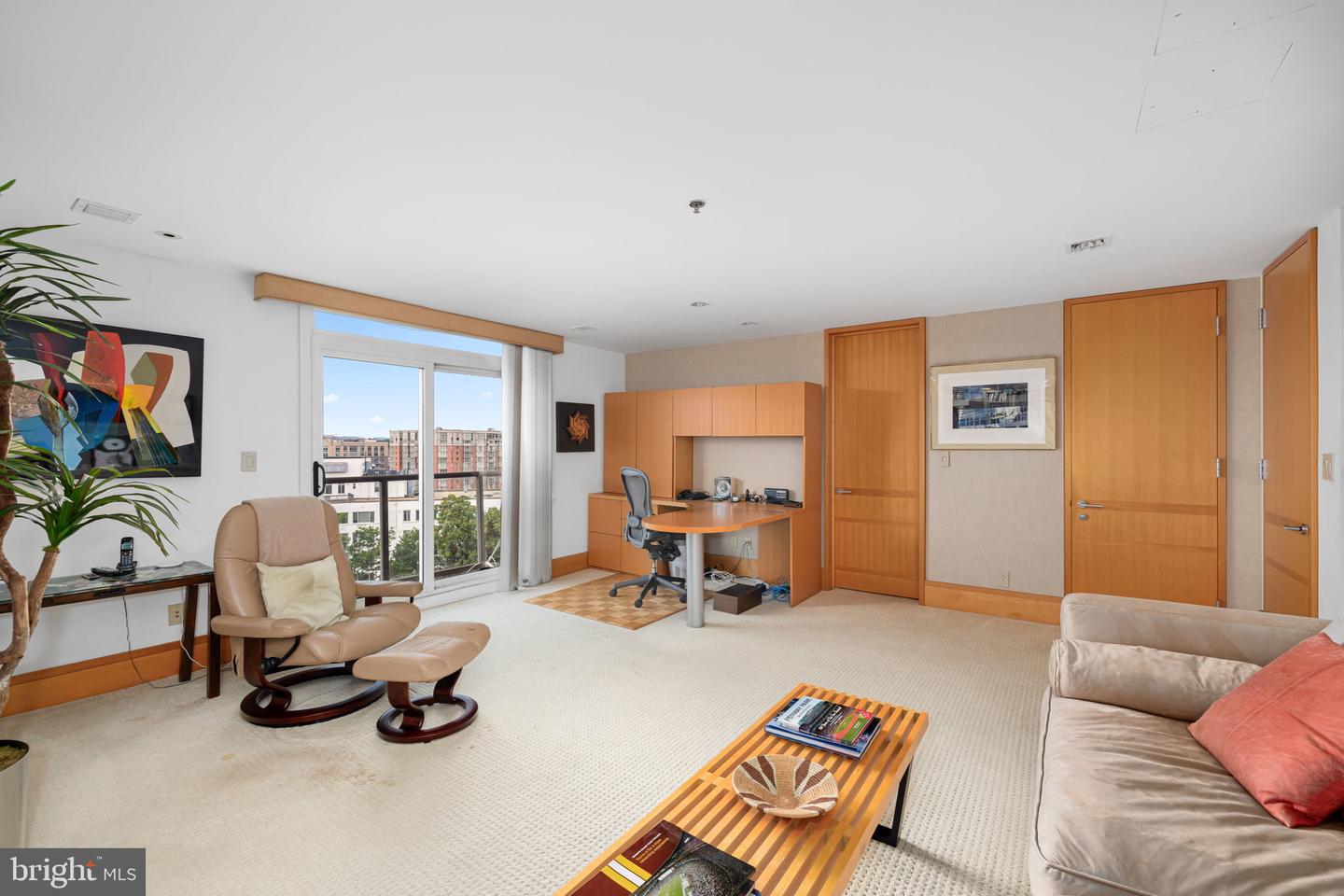 1401 N OAK ST N #912, ARLINGTON, Virginia 22209, 3 Bedrooms Bedrooms, ,3 BathroomsBathrooms,Residential,For sale,1401 N OAK ST N #912,VAAR2058364 MLS # VAAR2058364