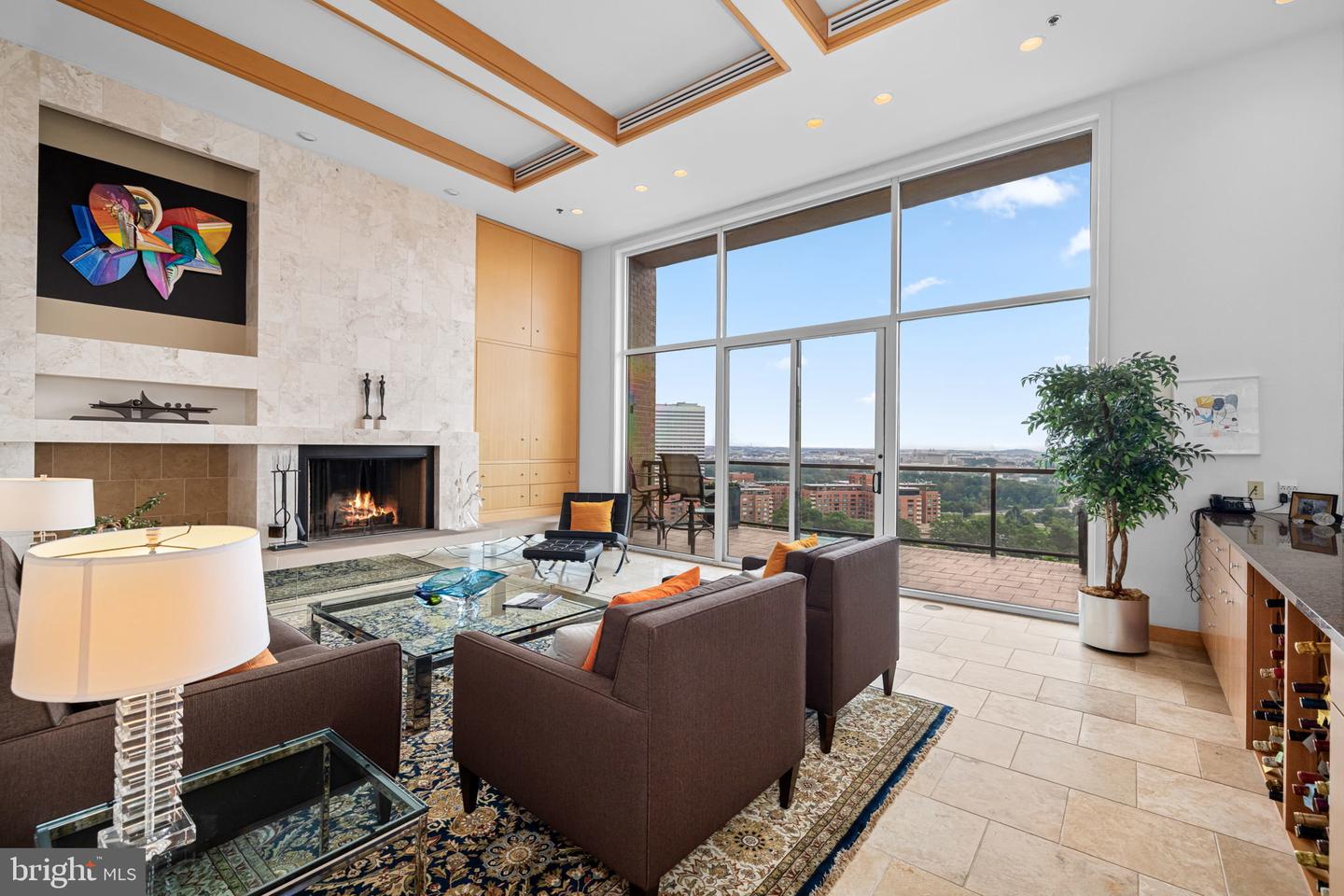 1401 N OAK ST N #912, ARLINGTON, Virginia 22209, 3 Bedrooms Bedrooms, ,3 BathroomsBathrooms,Residential,For sale,1401 N OAK ST N #912,VAAR2058364 MLS # VAAR2058364