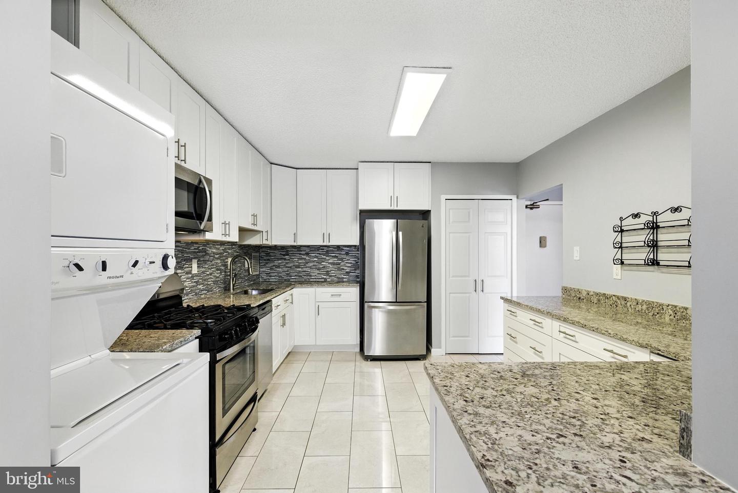 3701 S GEORGE MASON DR #315N, FALLS CHURCH, Virginia 22041, 3 Bedrooms Bedrooms, ,2 BathroomsBathrooms,Residential,For sale,3701 S GEORGE MASON DR #315N,VAFX2246226 MLS # VAFX2246226