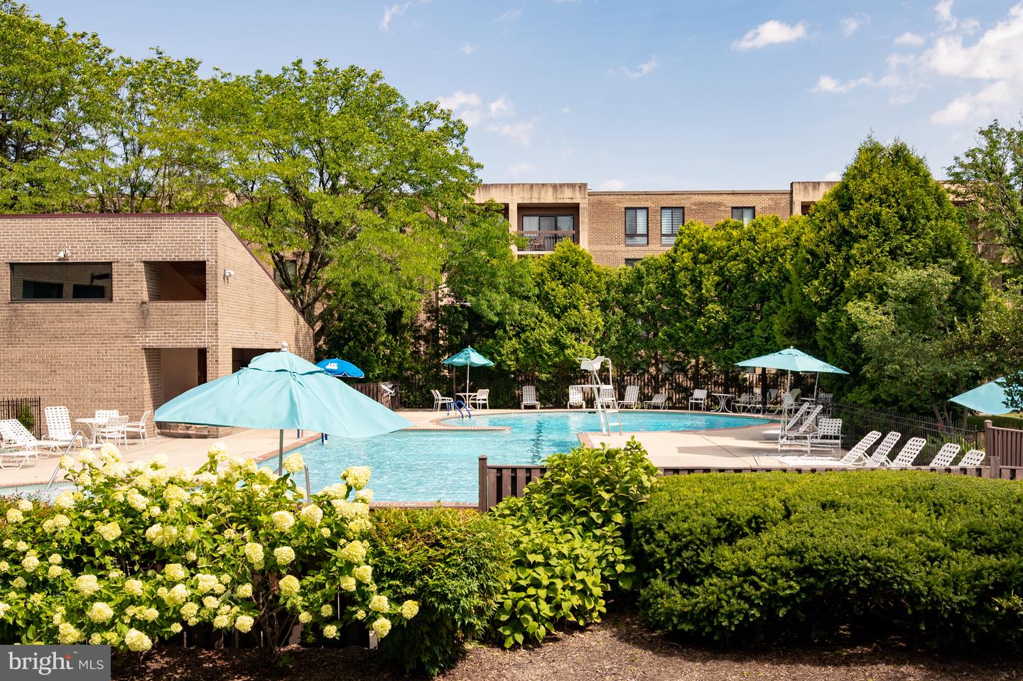 803 N HOWARD ST #333, ALEXANDRIA, Virginia 22304, 2 Bedrooms Bedrooms, ,2 BathroomsBathrooms,Residential,For sale,803 N HOWARD ST #333,VAAX2046350 MLS # VAAX2046350