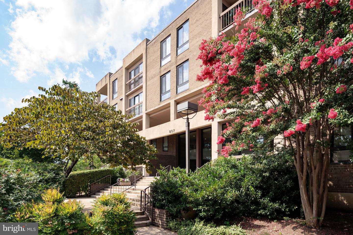 803 N HOWARD ST #333, ALEXANDRIA, Virginia 22304, 2 Bedrooms Bedrooms, ,2 BathroomsBathrooms,Residential,For sale,803 N HOWARD ST #333,VAAX2046350 MLS # VAAX2046350
