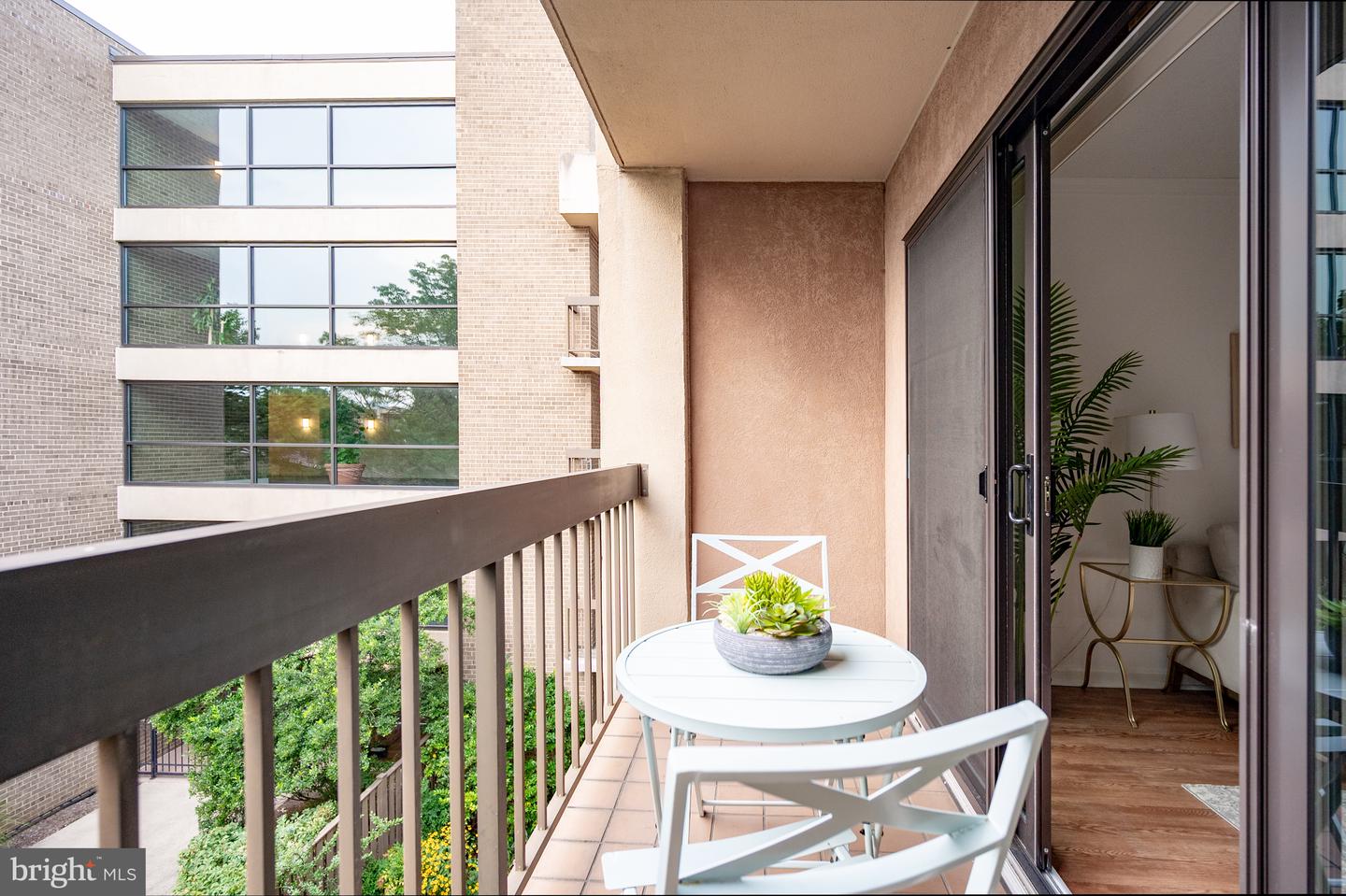 803 N HOWARD ST #333, ALEXANDRIA, Virginia 22304, 2 Bedrooms Bedrooms, ,2 BathroomsBathrooms,Residential,For sale,803 N HOWARD ST #333,VAAX2046350 MLS # VAAX2046350