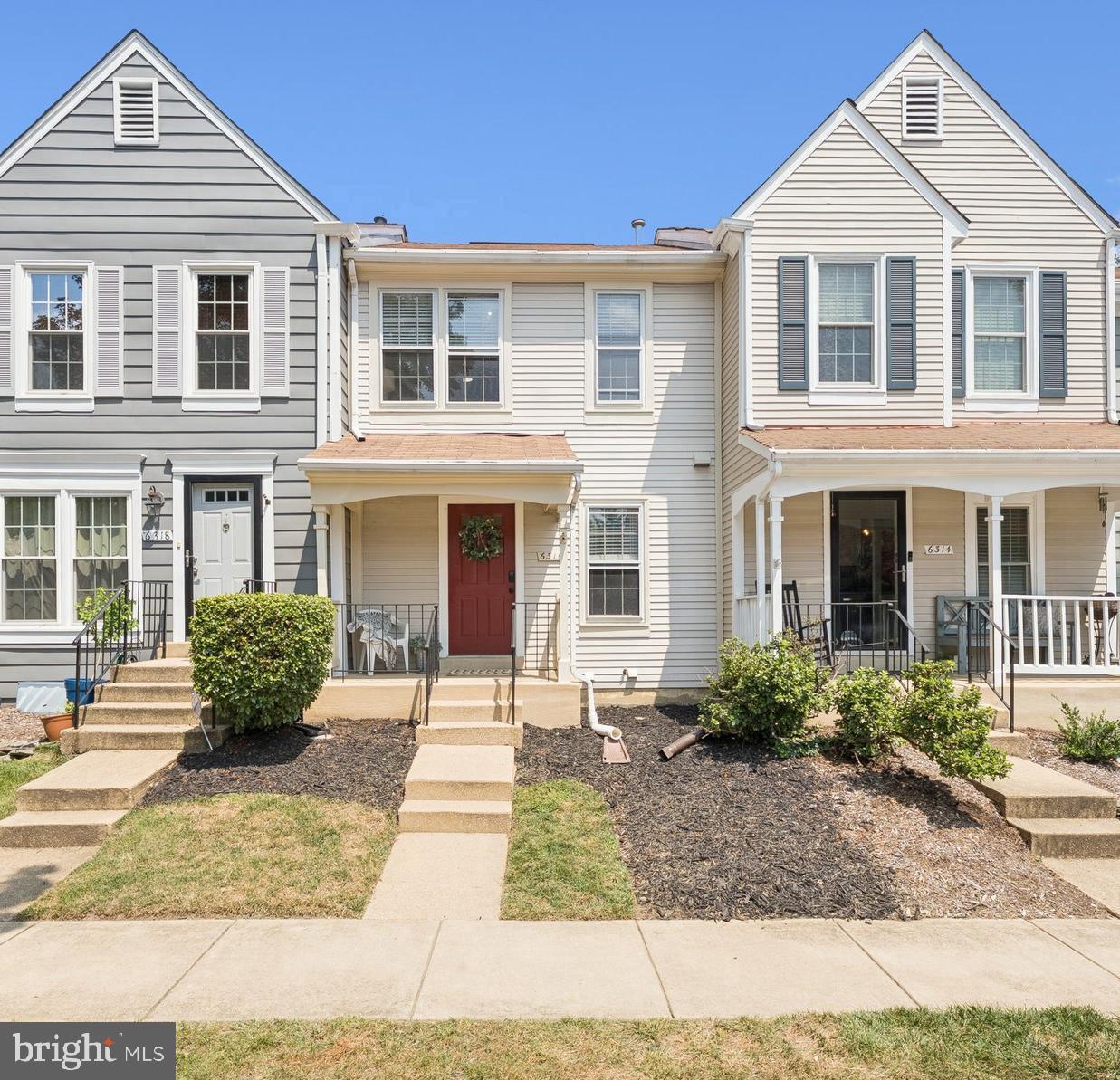 6316 CHIMNEY WOOD CT, ALEXANDRIA, Virginia 22306, 2 Bedrooms Bedrooms, ,3 BathroomsBathrooms,Residential,For sale,6316 CHIMNEY WOOD CT,VAFX2247586 MLS # VAFX2247586