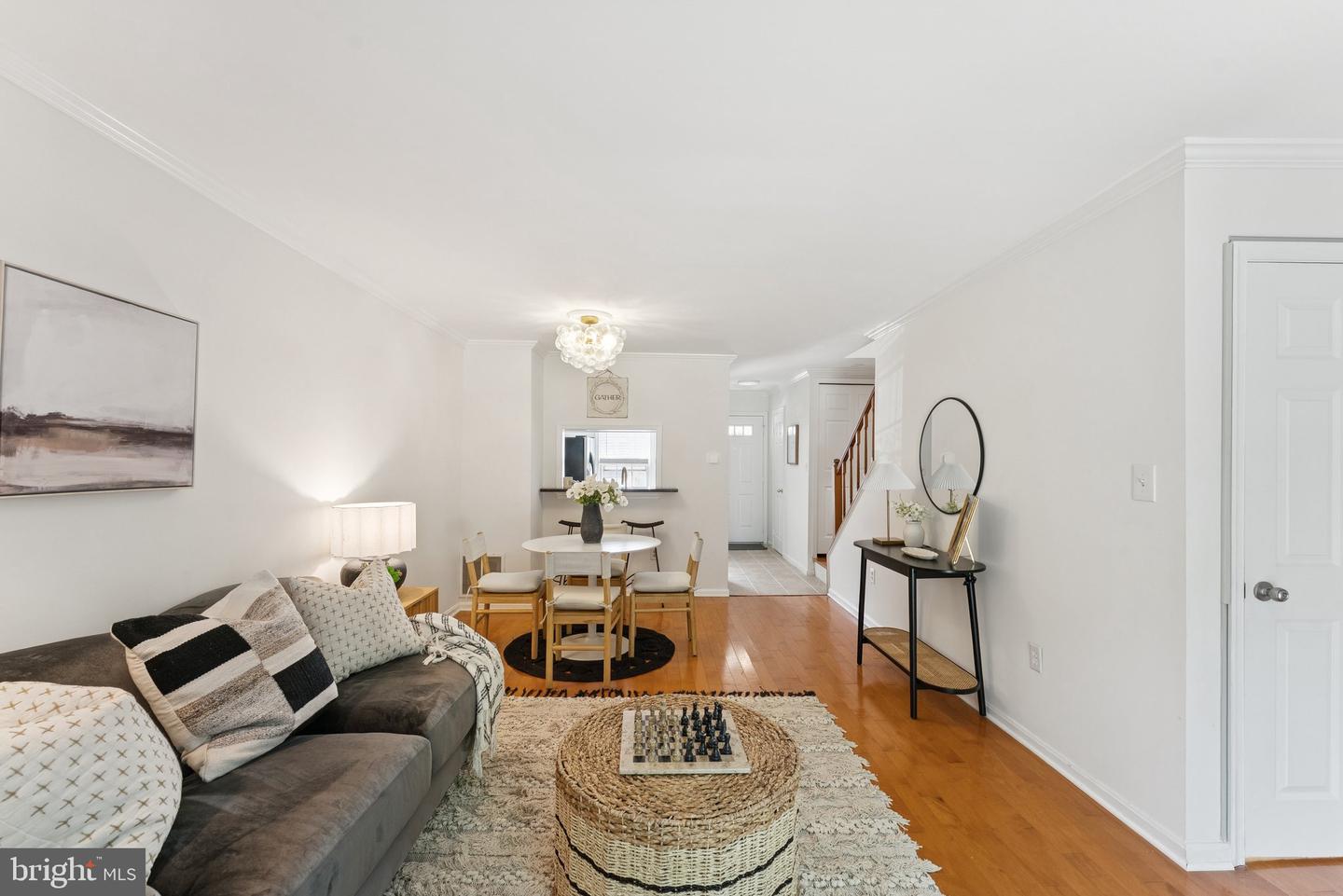 6316 CHIMNEY WOOD CT, ALEXANDRIA, Virginia 22306, 2 Bedrooms Bedrooms, ,3 BathroomsBathrooms,Residential,For sale,6316 CHIMNEY WOOD CT,VAFX2247586 MLS # VAFX2247586