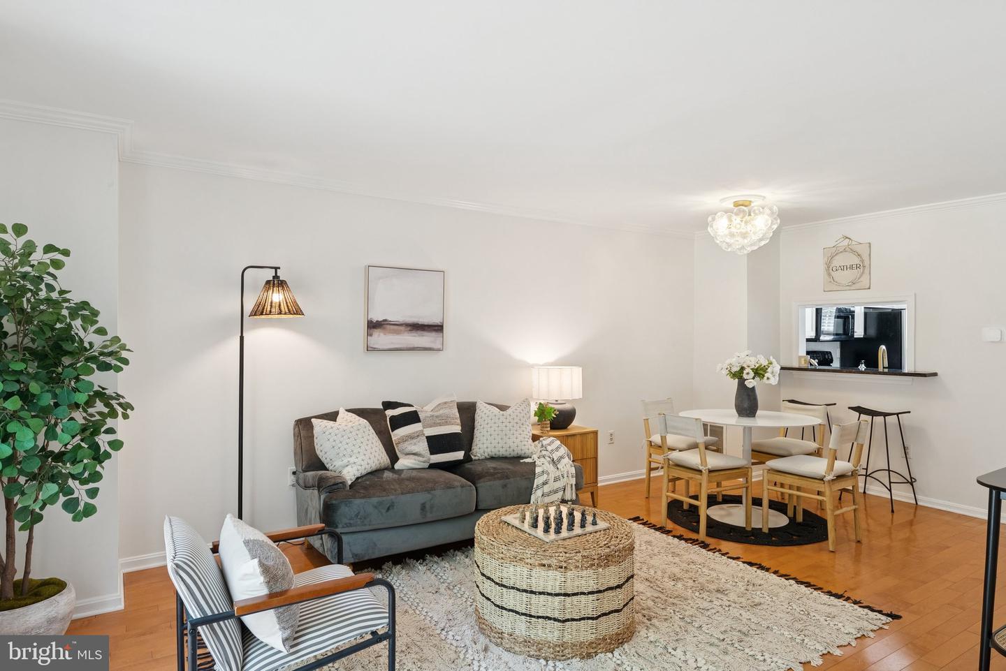 6316 CHIMNEY WOOD CT, ALEXANDRIA, Virginia 22306, 2 Bedrooms Bedrooms, ,3 BathroomsBathrooms,Residential,For sale,6316 CHIMNEY WOOD CT,VAFX2247586 MLS # VAFX2247586