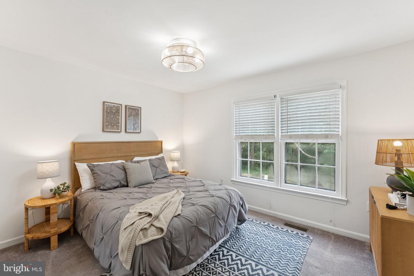 6316 CHIMNEY WOOD CT, ALEXANDRIA, Virginia 22306, 2 Bedrooms Bedrooms, ,3 BathroomsBathrooms,Residential,For sale,6316 CHIMNEY WOOD CT,VAFX2247586 MLS # VAFX2247586