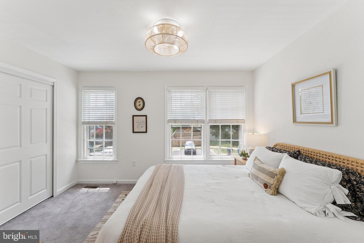 6316 CHIMNEY WOOD CT, ALEXANDRIA, Virginia 22306, 2 Bedrooms Bedrooms, ,3 BathroomsBathrooms,Residential,For sale,6316 CHIMNEY WOOD CT,VAFX2247586 MLS # VAFX2247586