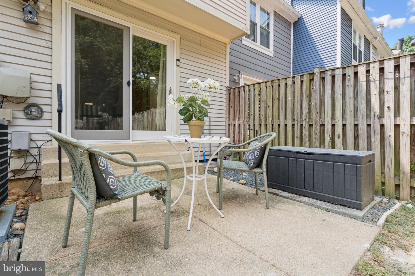 6316 CHIMNEY WOOD CT, ALEXANDRIA, Virginia 22306, 2 Bedrooms Bedrooms, ,3 BathroomsBathrooms,Residential,For sale,6316 CHIMNEY WOOD CT,VAFX2247586 MLS # VAFX2247586