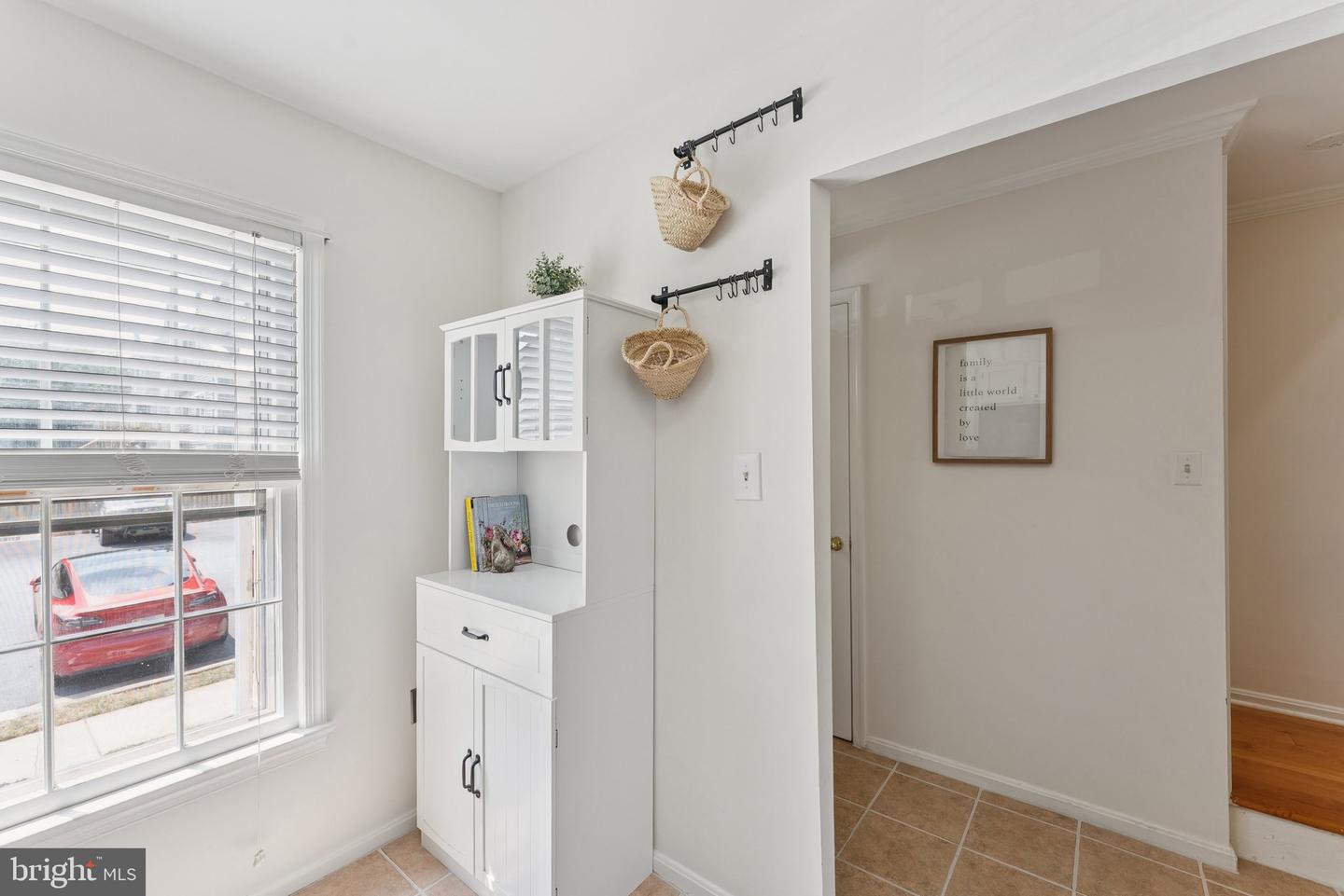 6316 CHIMNEY WOOD CT, ALEXANDRIA, Virginia 22306, 2 Bedrooms Bedrooms, ,3 BathroomsBathrooms,Residential,For sale,6316 CHIMNEY WOOD CT,VAFX2247586 MLS # VAFX2247586