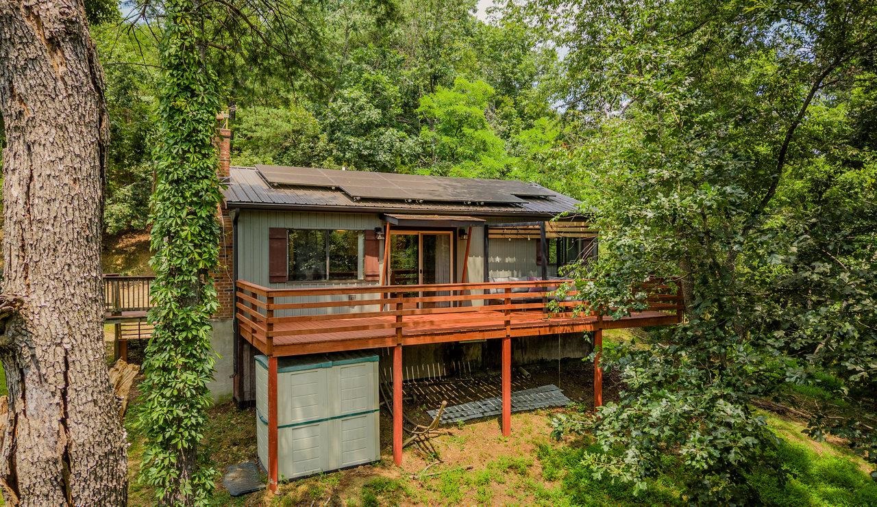17341 STARSTONE DR, BROADWAY, Virginia 22815, 2 Bedrooms Bedrooms, ,1 BathroomBathrooms,Residential,17341 STARSTONE DR,667405 MLS # 667405