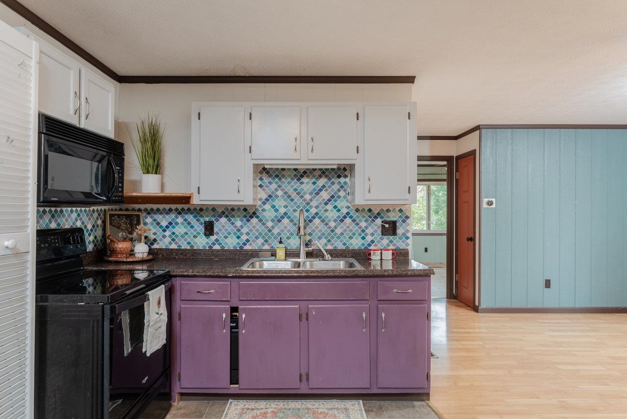 17341 STARSTONE DR, BROADWAY, Virginia 22815, 2 Bedrooms Bedrooms, ,1 BathroomBathrooms,Residential,17341 STARSTONE DR,667405 MLS # 667405