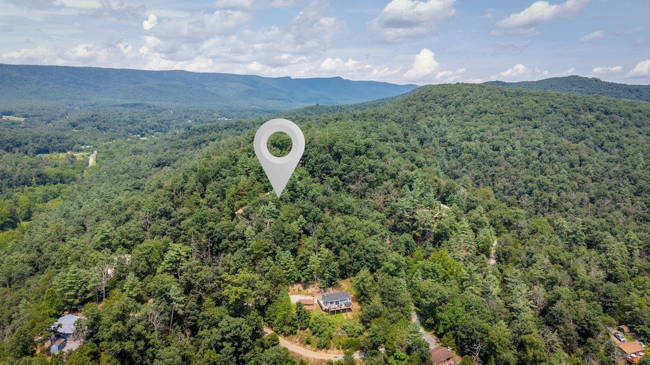 17341 STARSTONE DR, BROADWAY, Virginia 22815, 2 Bedrooms Bedrooms, ,1 BathroomBathrooms,Residential,17341 STARSTONE DR,667405 MLS # 667405