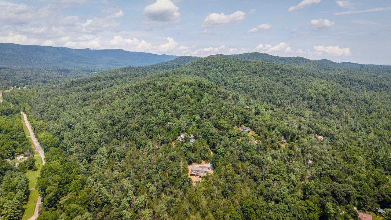 17341 STARSTONE DR, BROADWAY, Virginia 22815, 2 Bedrooms Bedrooms, ,1 BathroomBathrooms,Residential,17341 STARSTONE DR,667405 MLS # 667405