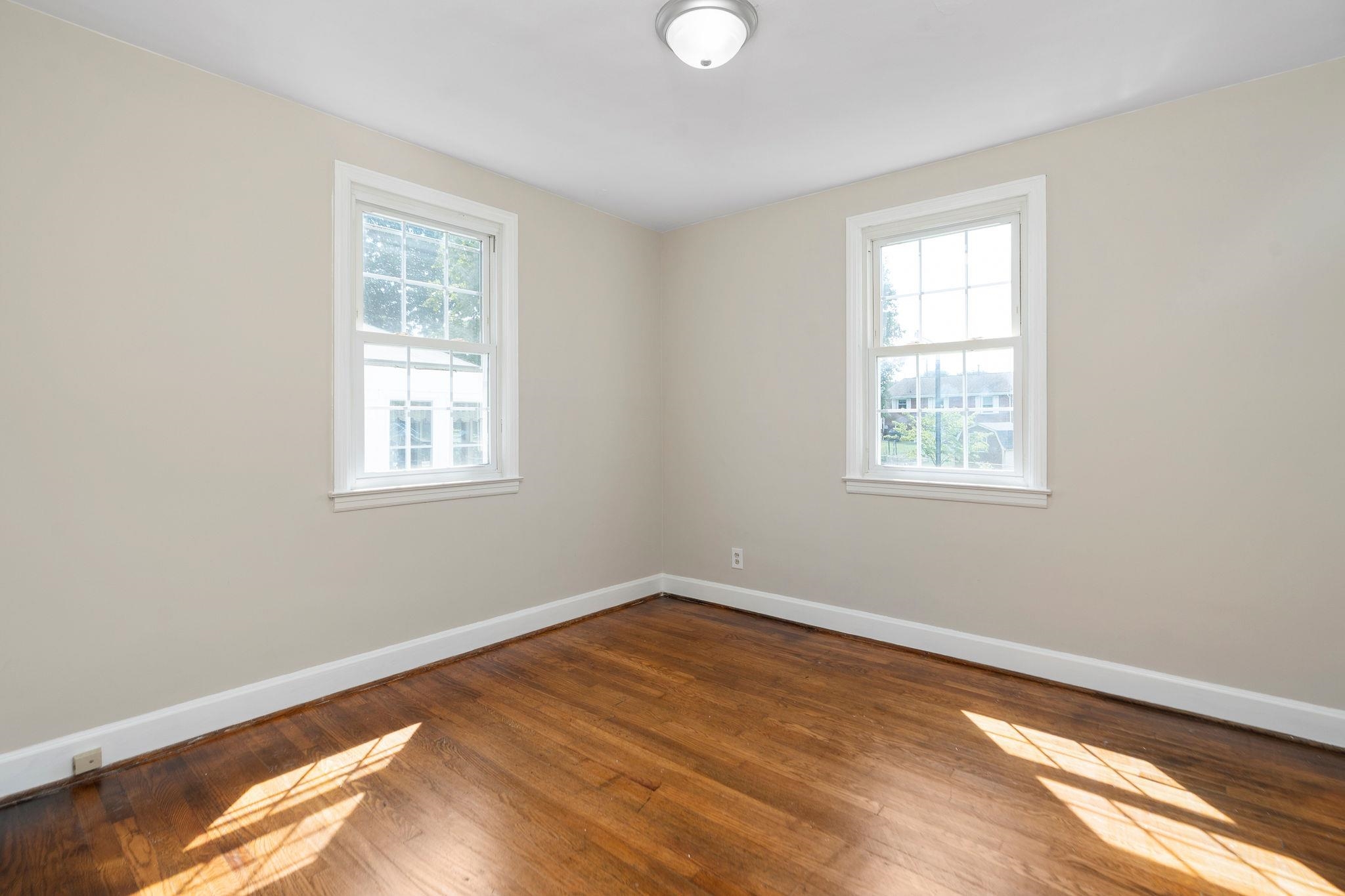 2414 CHESAPEAKE ST, STAUNTON, Virginia 24401, 2 Bedrooms Bedrooms, ,1 BathroomBathrooms,Residential,2414 CHESAPEAKE ST,667410 MLS # 667410