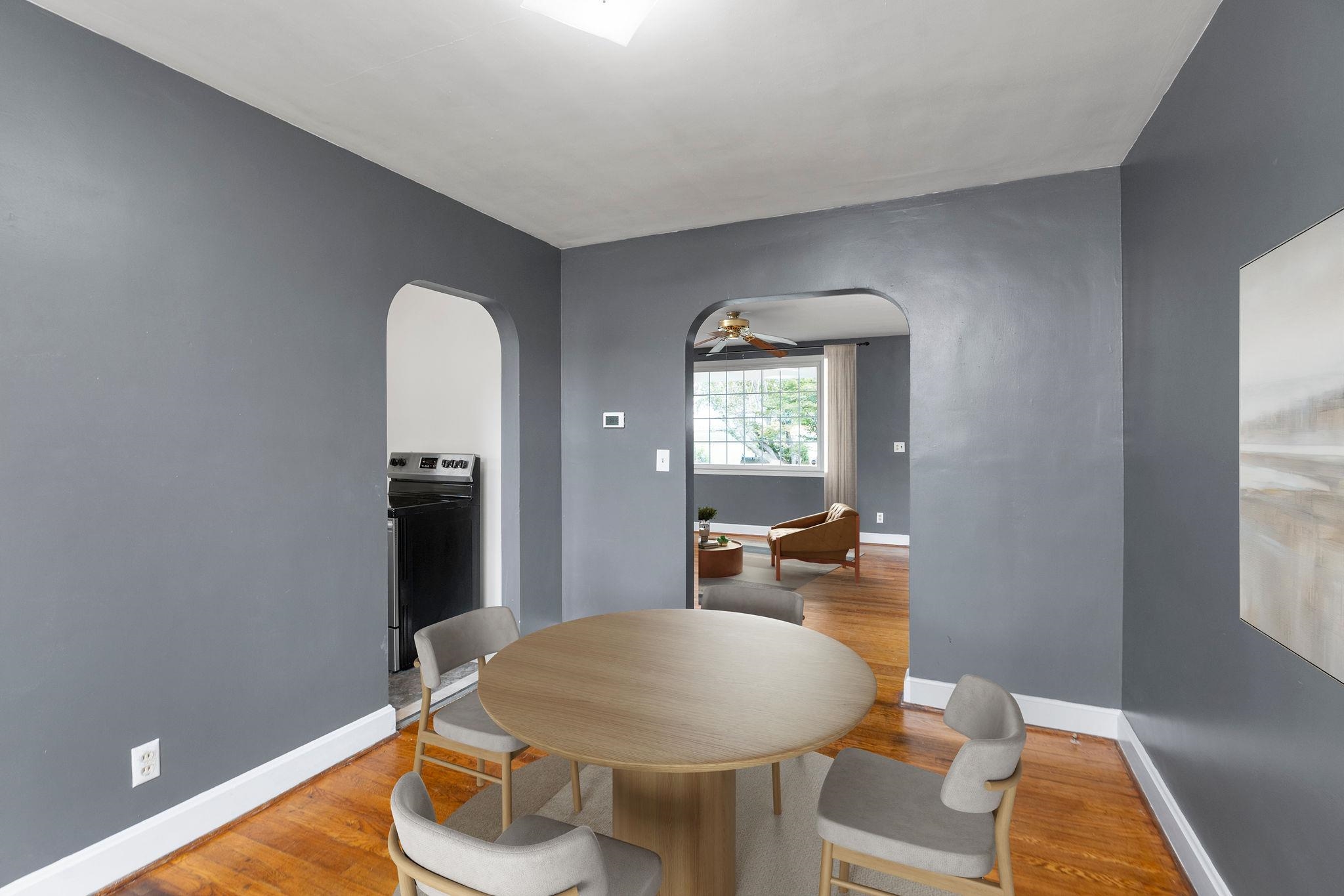 2414 CHESAPEAKE ST, STAUNTON, Virginia 24401, 2 Bedrooms Bedrooms, ,1 BathroomBathrooms,Residential,2414 CHESAPEAKE ST,667410 MLS # 667410