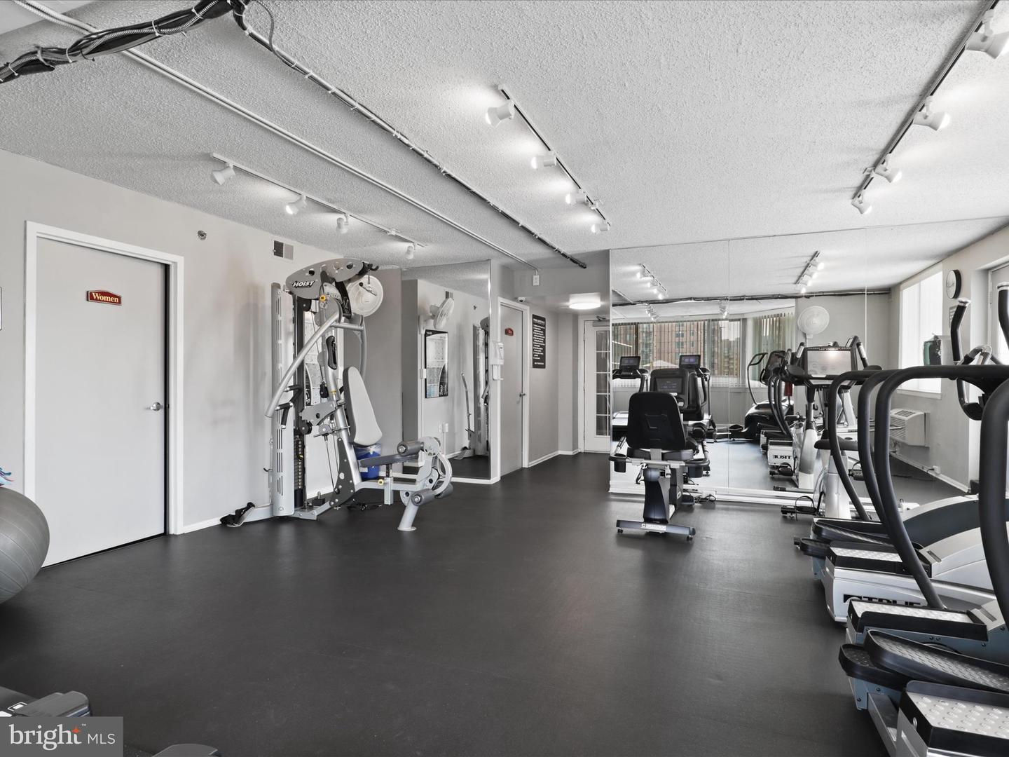 1001 N VERMONT ST #910, ARLINGTON, Virginia 22201, 1 Bedroom Bedrooms, ,1 BathroomBathrooms,Residential,For sale,1001 N VERMONT ST #910,VAAR2059566 MLS # VAAR2059566