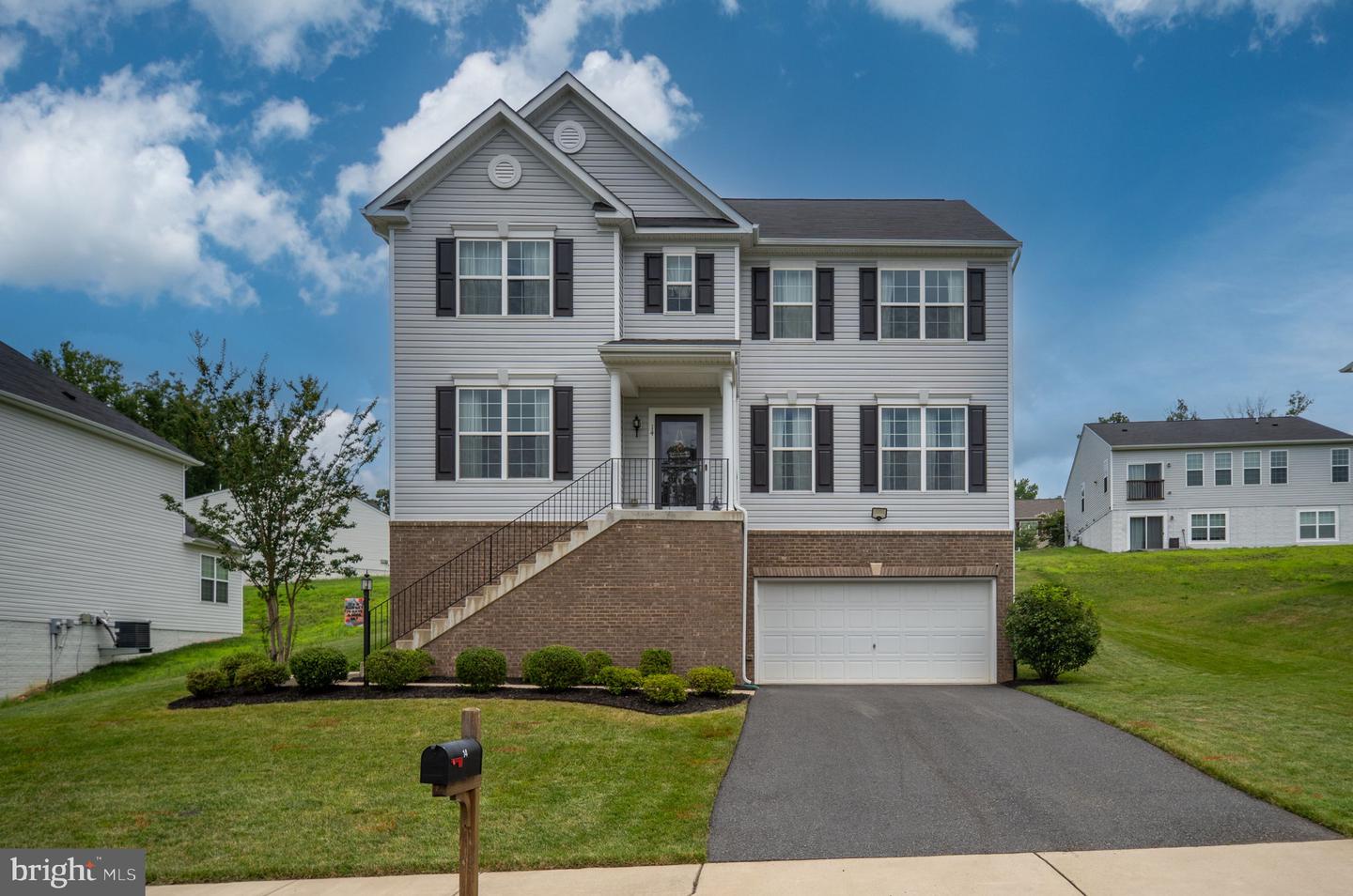14 CLYDESDALE RD, FREDERICKSBURG, Virginia 22405, 4 Bedrooms Bedrooms, ,3 BathroomsBathrooms,Residential,For sale,14 CLYDESDALE RD,VAST2040092 MLS # VAST2040092