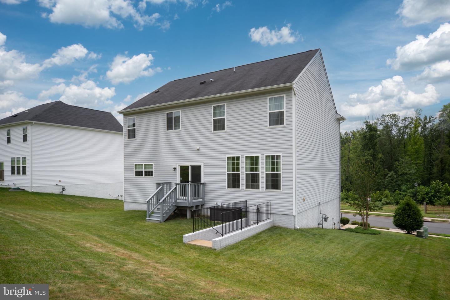14 CLYDESDALE RD, FREDERICKSBURG, Virginia 22405, 4 Bedrooms Bedrooms, ,3 BathroomsBathrooms,Residential,For sale,14 CLYDESDALE RD,VAST2040092 MLS # VAST2040092