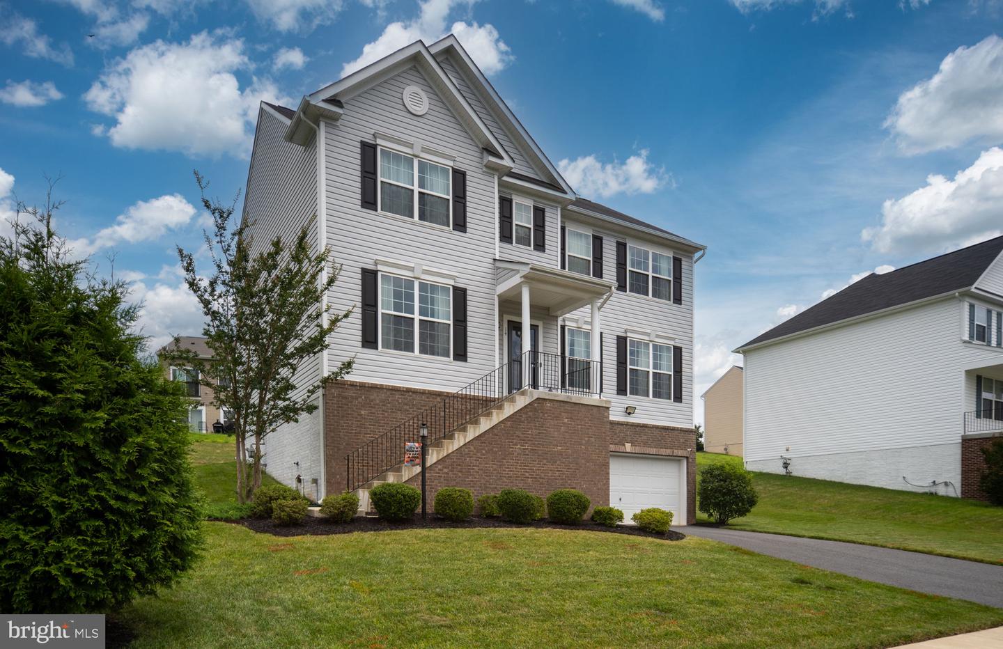 14 CLYDESDALE RD, FREDERICKSBURG, Virginia 22405, 4 Bedrooms Bedrooms, ,3 BathroomsBathrooms,Residential,For sale,14 CLYDESDALE RD,VAST2040092 MLS # VAST2040092
