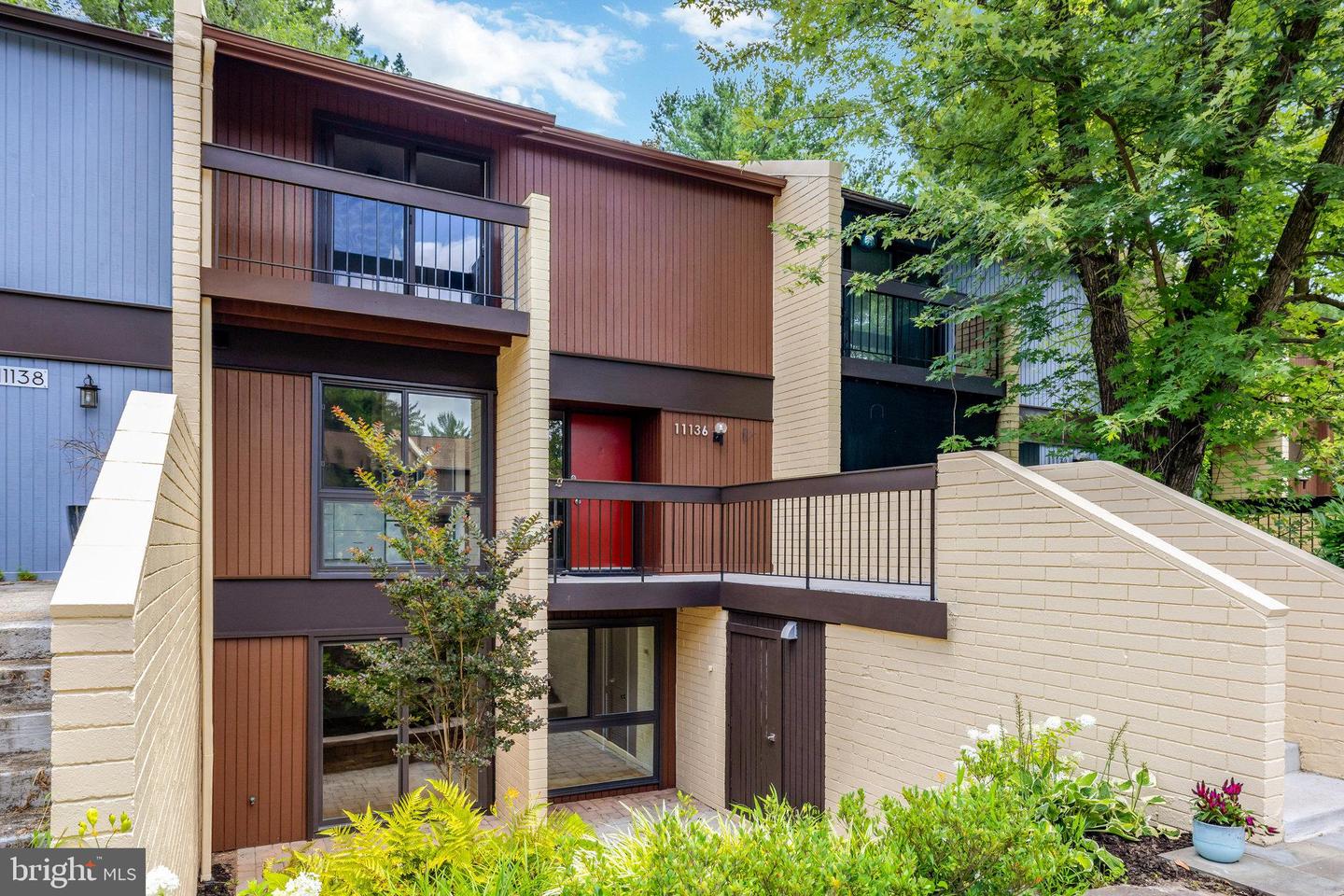 11136 SAFFOLD WAY, RESTON, Virginia 20190, 3 Bedrooms Bedrooms, ,2 BathroomsBathrooms,Residential,For sale,11136 SAFFOLD WAY,VAFX2250172 MLS # VAFX2250172