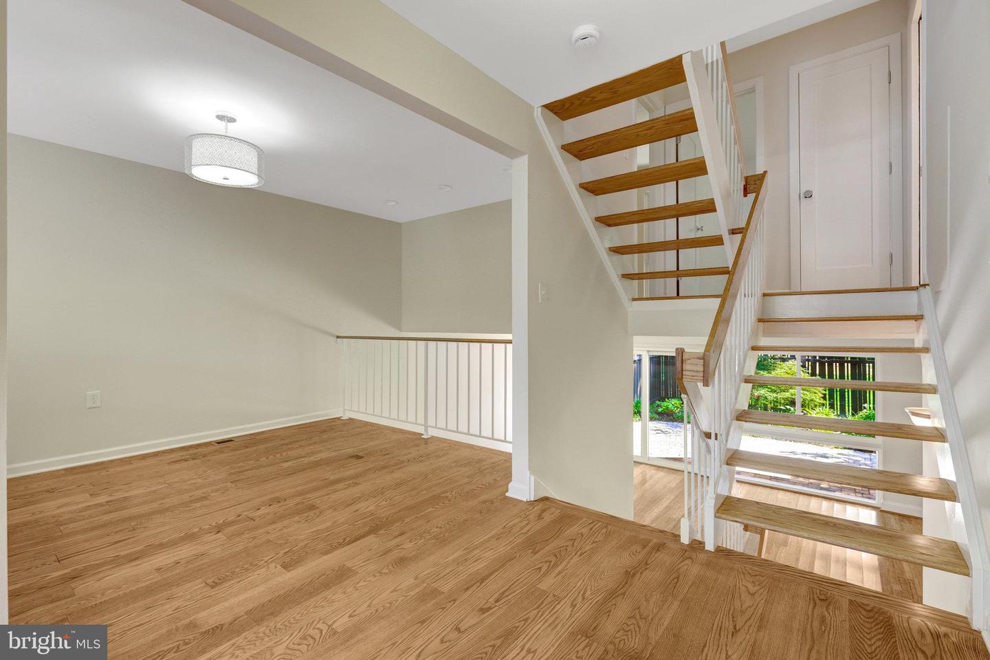 11136 SAFFOLD WAY, RESTON, Virginia 20190, 3 Bedrooms Bedrooms, ,2 BathroomsBathrooms,Residential,For sale,11136 SAFFOLD WAY,VAFX2250172 MLS # VAFX2250172
