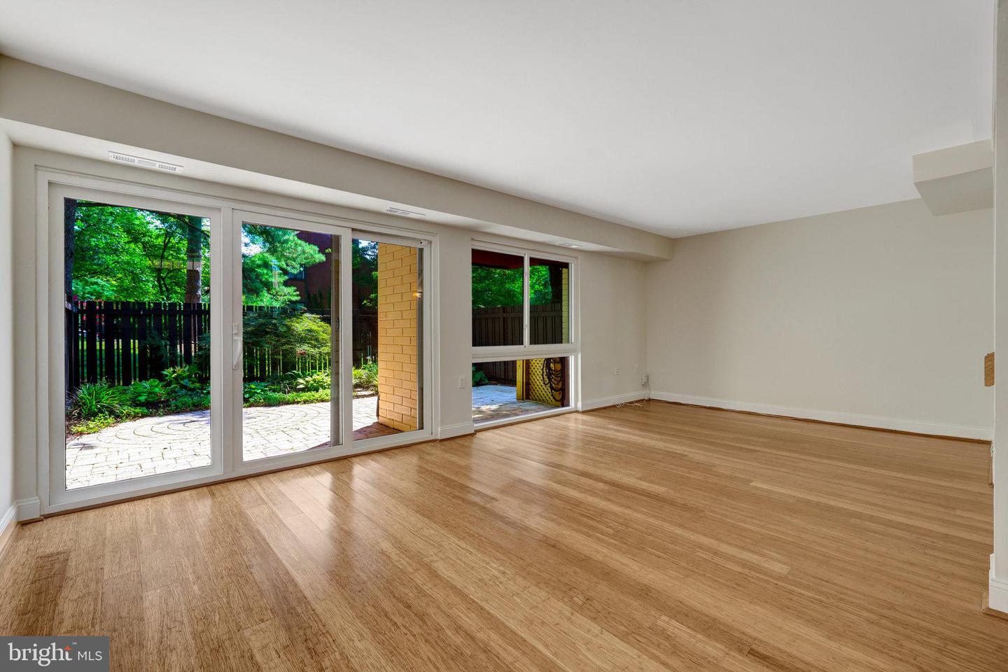11136 SAFFOLD WAY, RESTON, Virginia 20190, 3 Bedrooms Bedrooms, ,2 BathroomsBathrooms,Residential,For sale,11136 SAFFOLD WAY,VAFX2250172 MLS # VAFX2250172