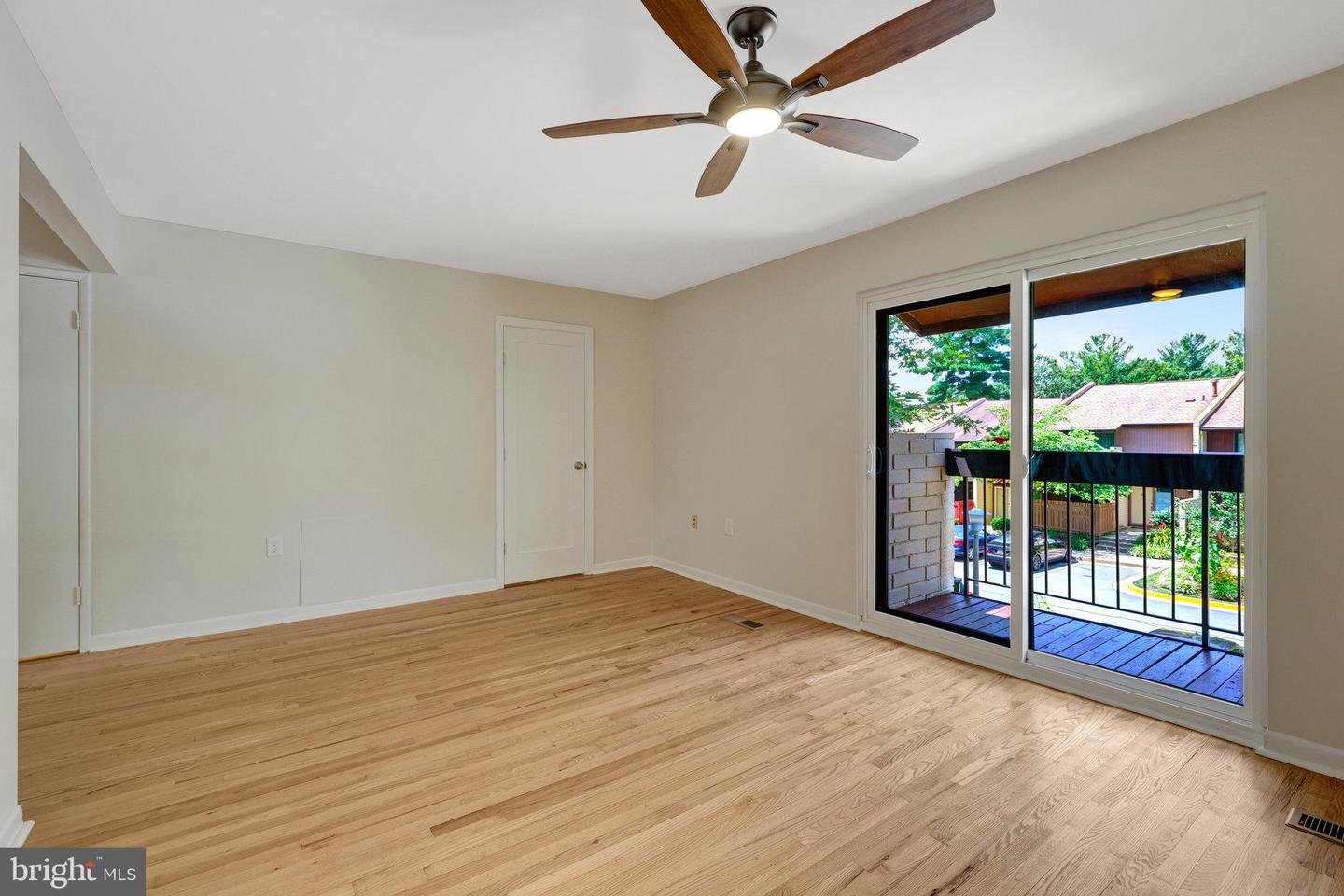 11136 SAFFOLD WAY, RESTON, Virginia 20190, 3 Bedrooms Bedrooms, ,2 BathroomsBathrooms,Residential,For sale,11136 SAFFOLD WAY,VAFX2250172 MLS # VAFX2250172