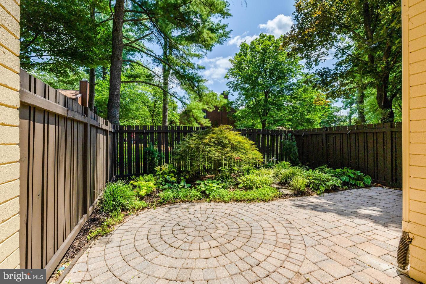 11136 SAFFOLD WAY, RESTON, Virginia 20190, 3 Bedrooms Bedrooms, ,2 BathroomsBathrooms,Residential,For sale,11136 SAFFOLD WAY,VAFX2250172 MLS # VAFX2250172