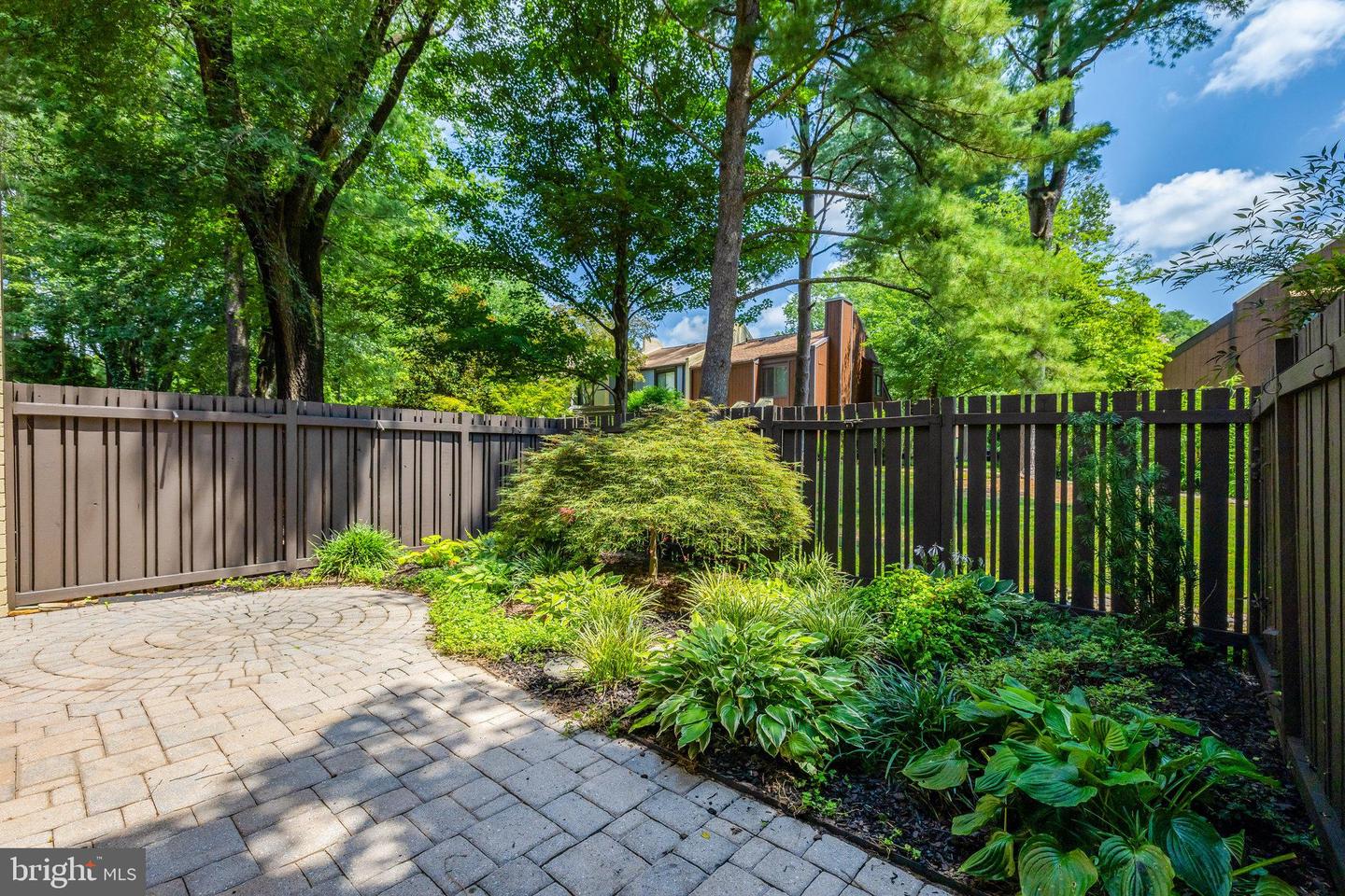 11136 SAFFOLD WAY, RESTON, Virginia 20190, 3 Bedrooms Bedrooms, ,2 BathroomsBathrooms,Residential,For sale,11136 SAFFOLD WAY,VAFX2250172 MLS # VAFX2250172