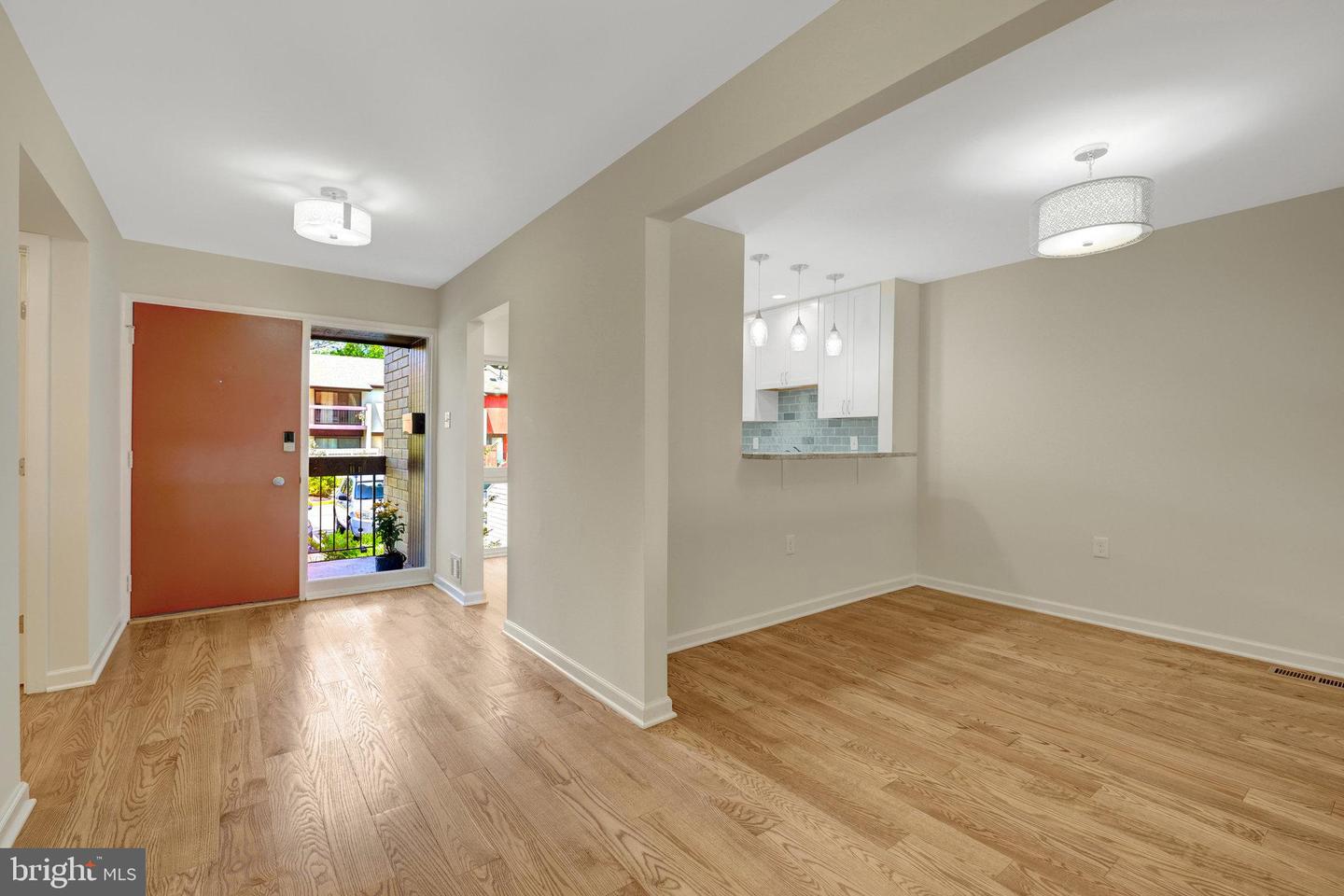 11136 SAFFOLD WAY, RESTON, Virginia 20190, 3 Bedrooms Bedrooms, ,2 BathroomsBathrooms,Residential,For sale,11136 SAFFOLD WAY,VAFX2250172 MLS # VAFX2250172