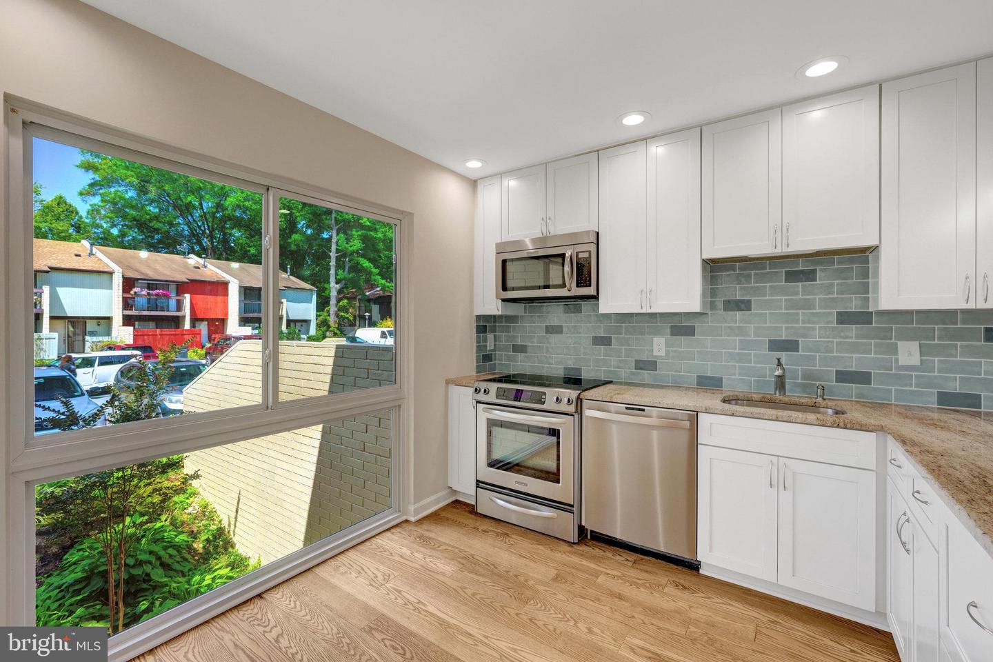 11136 SAFFOLD WAY, RESTON, Virginia 20190, 3 Bedrooms Bedrooms, ,2 BathroomsBathrooms,Residential,For sale,11136 SAFFOLD WAY,VAFX2250172 MLS # VAFX2250172