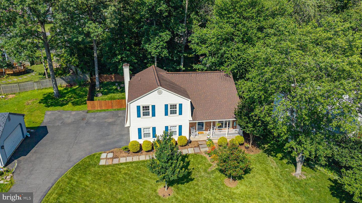 4360 SILAS HUTCHINSON DR, CHANTILLY, Virginia 20151, 4 Bedrooms Bedrooms, ,2 BathroomsBathrooms,Residential,For sale,4360 SILAS HUTCHINSON DR,VAFX2250186 MLS # VAFX2250186