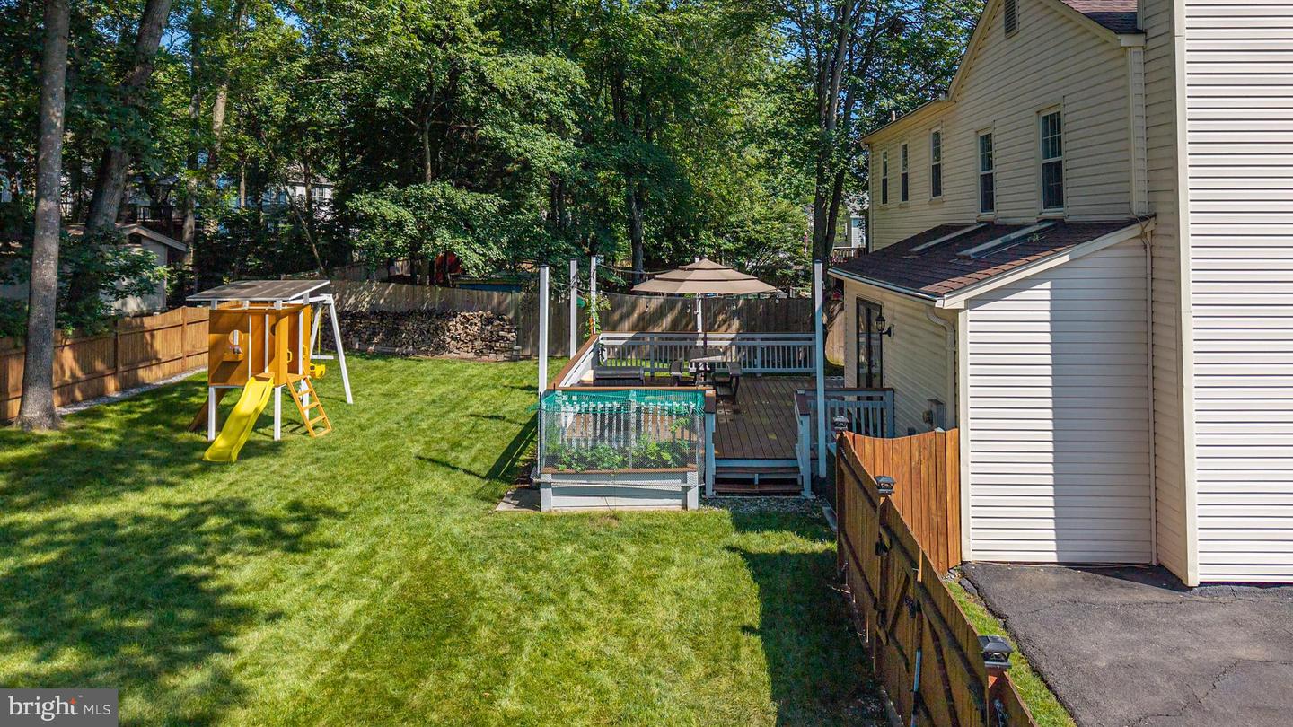 4360 SILAS HUTCHINSON DR, CHANTILLY, Virginia 20151, 4 Bedrooms Bedrooms, ,2 BathroomsBathrooms,Residential,For sale,4360 SILAS HUTCHINSON DR,VAFX2250186 MLS # VAFX2250186