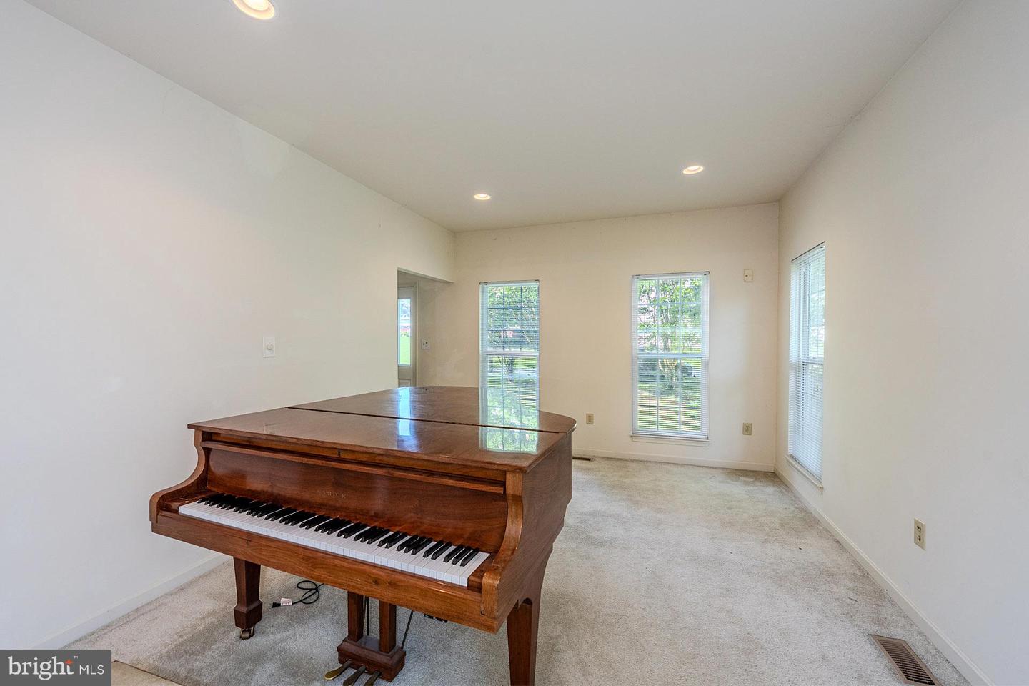 21 KENNESAW DR, STAFFORD, Virginia 22554, 4 Bedrooms Bedrooms, ,2 BathroomsBathrooms,Residential,For sale,21 KENNESAW DR,VAST2040262 MLS # VAST2040262