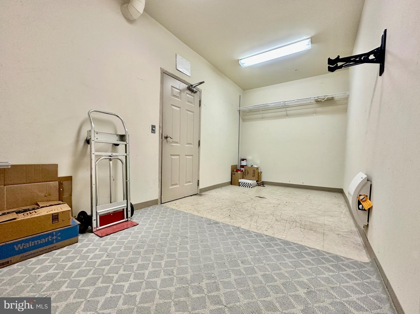 2465 ARMY NAVY DR #1-302, ARLINGTON, Virginia 22206, 2 Bedrooms Bedrooms, ,2 BathroomsBathrooms,Residential,For sale,2465 ARMY NAVY DR #1-302,VAAR2059906 MLS # VAAR2059906