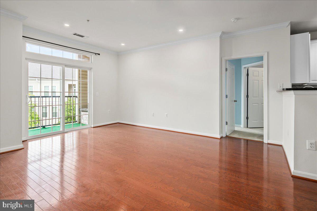 2465 ARMY NAVY DR #1-302, ARLINGTON, Virginia 22206, 2 Bedrooms Bedrooms, ,2 BathroomsBathrooms,Residential,For sale,2465 ARMY NAVY DR #1-302,VAAR2059906 MLS # VAAR2059906