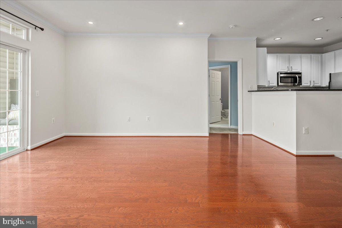 2465 ARMY NAVY DR #1-302, ARLINGTON, Virginia 22206, 2 Bedrooms Bedrooms, ,2 BathroomsBathrooms,Residential,For sale,2465 ARMY NAVY DR #1-302,VAAR2059906 MLS # VAAR2059906